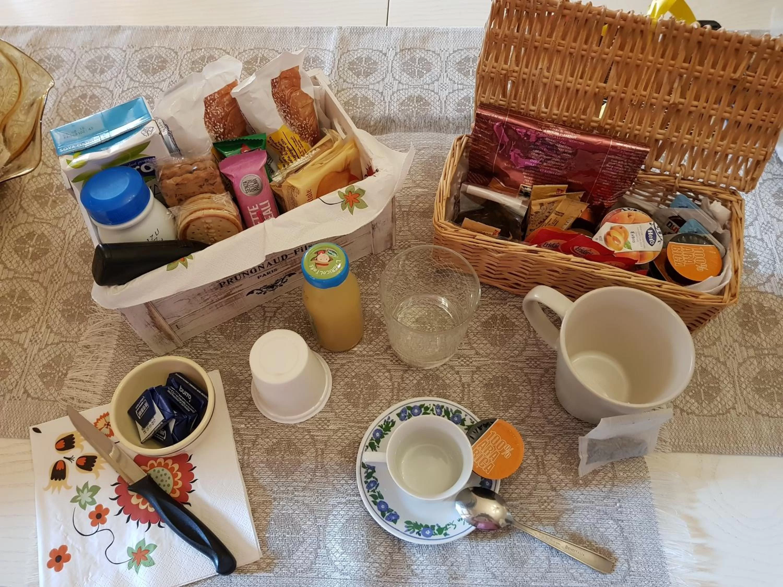 Food and drinks in B&B Family Home