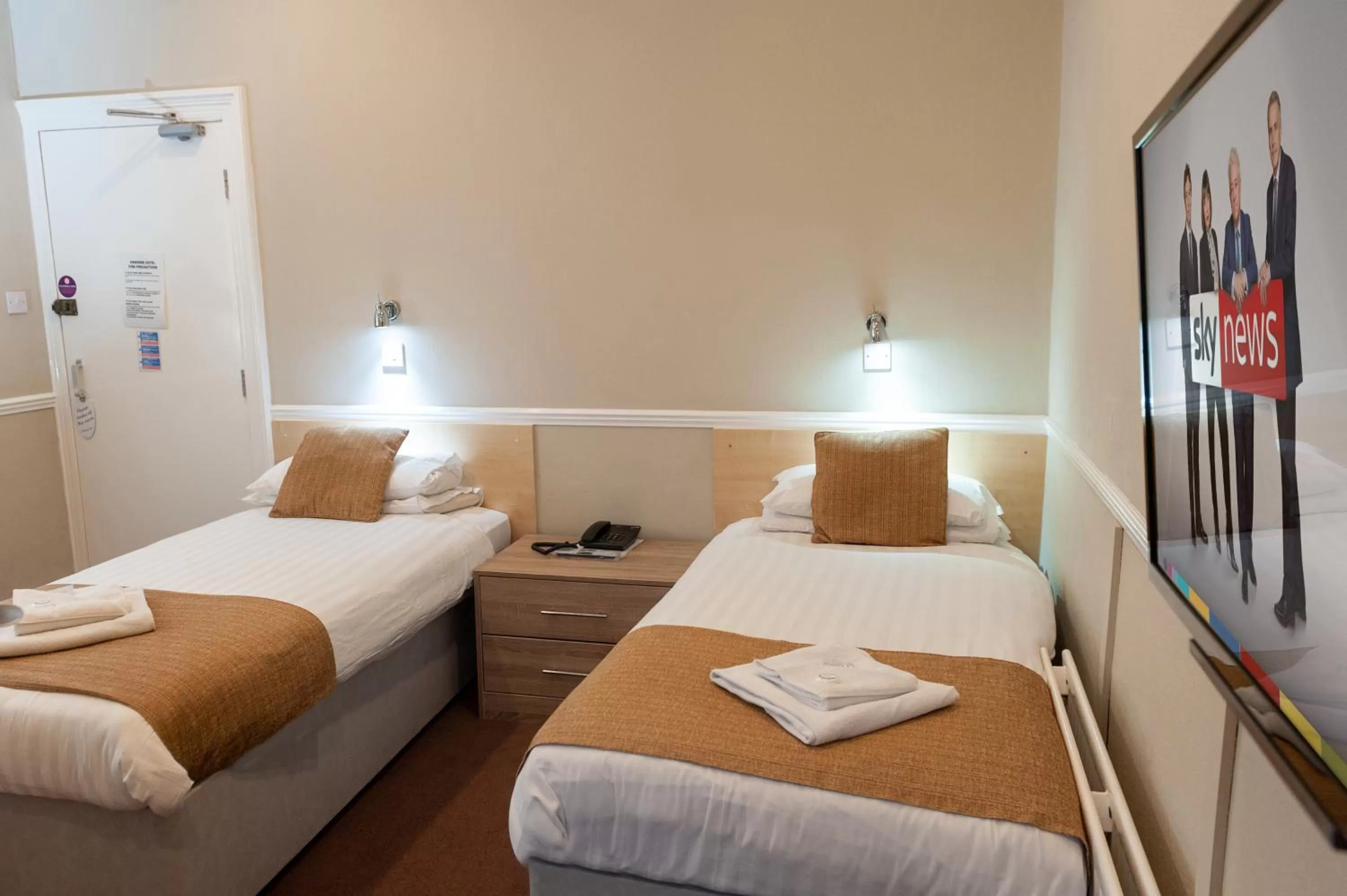 Bed in Osborne Hotel