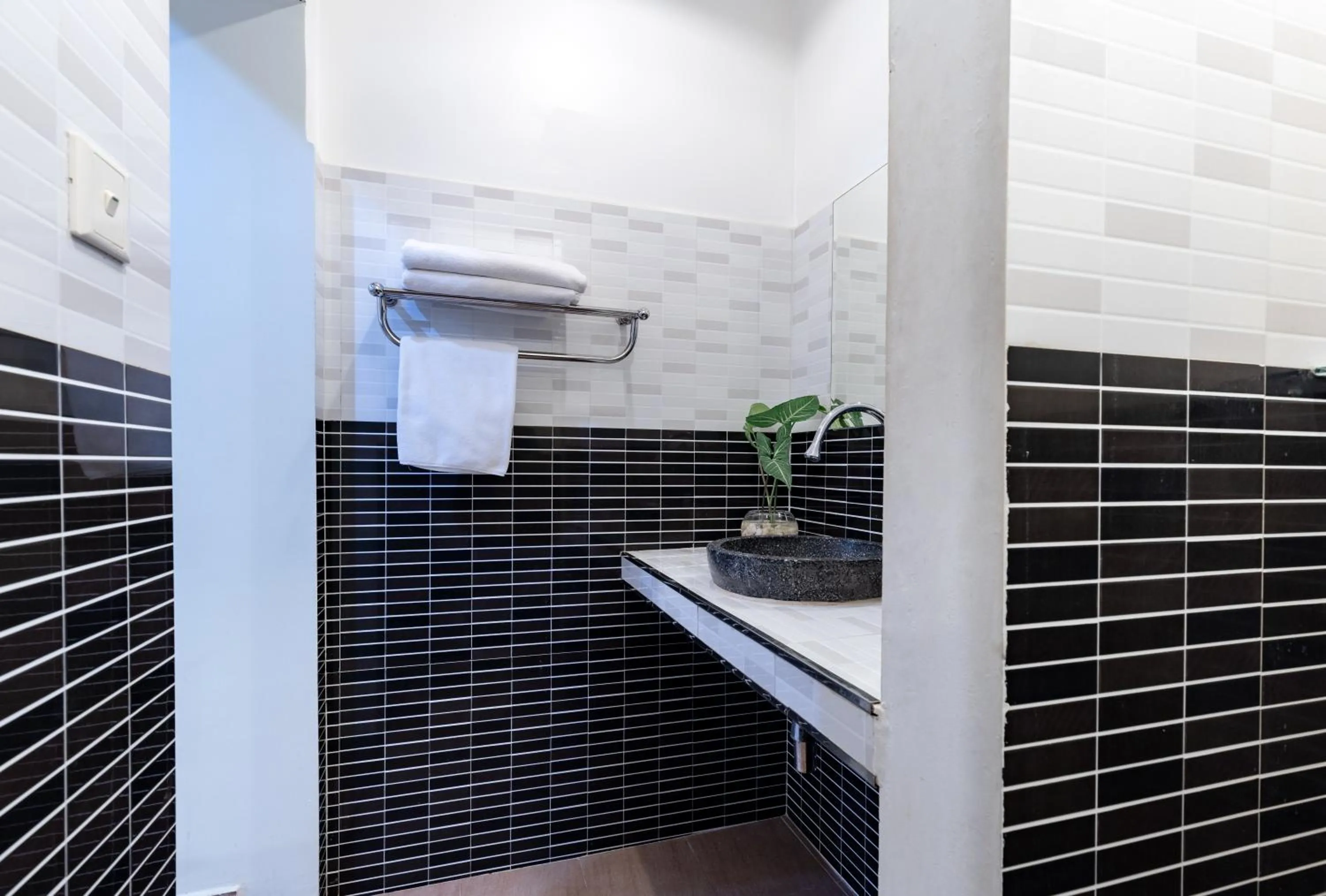 Toilet in Siem Reap Comforts Hostel