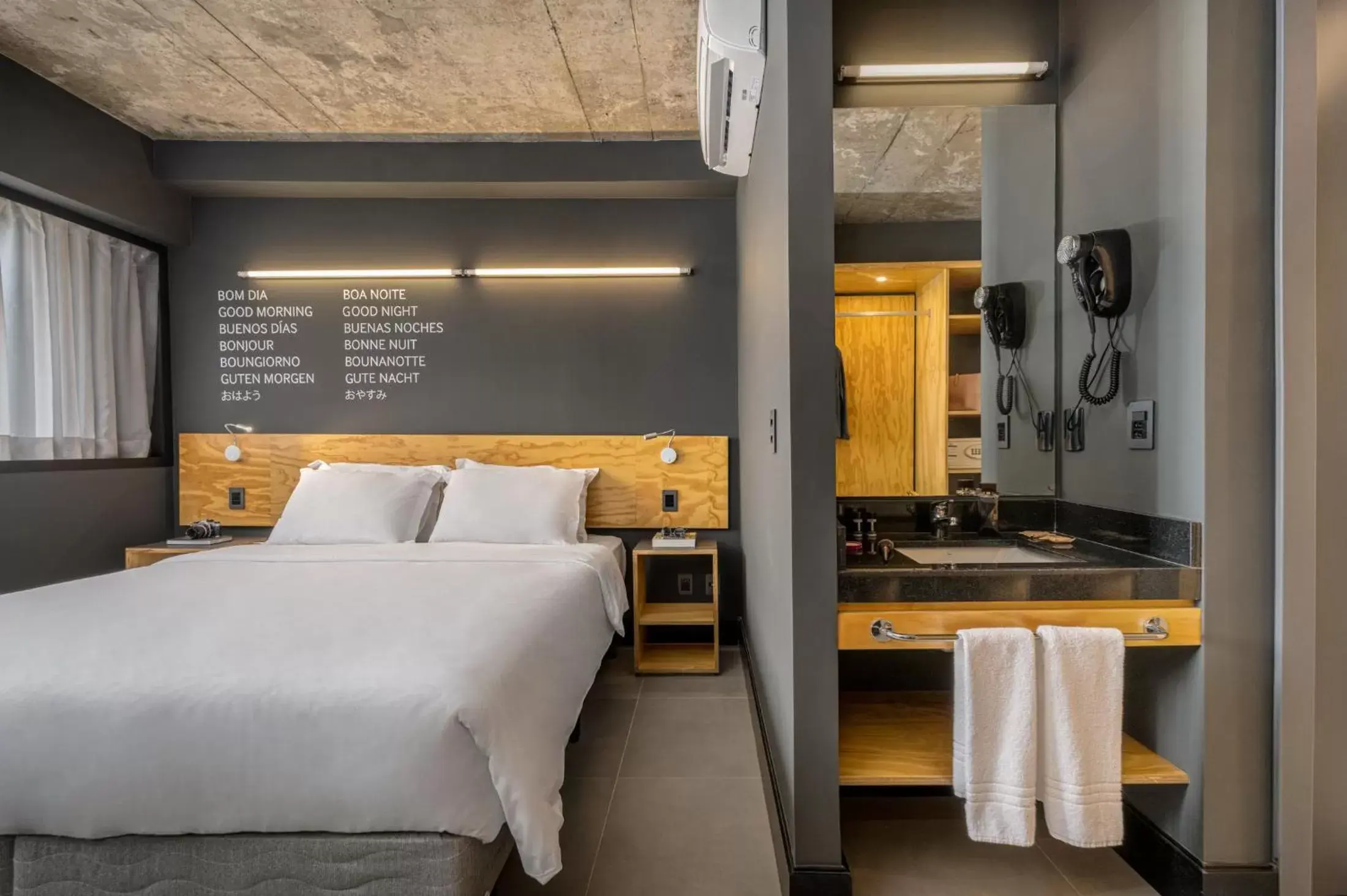 Superior Luxury Double - single occupancy - 1 Double Bed in Intercity Canoas Superior Luxury Double - single occupancy - 1 Double Bed in Intercity Canoas