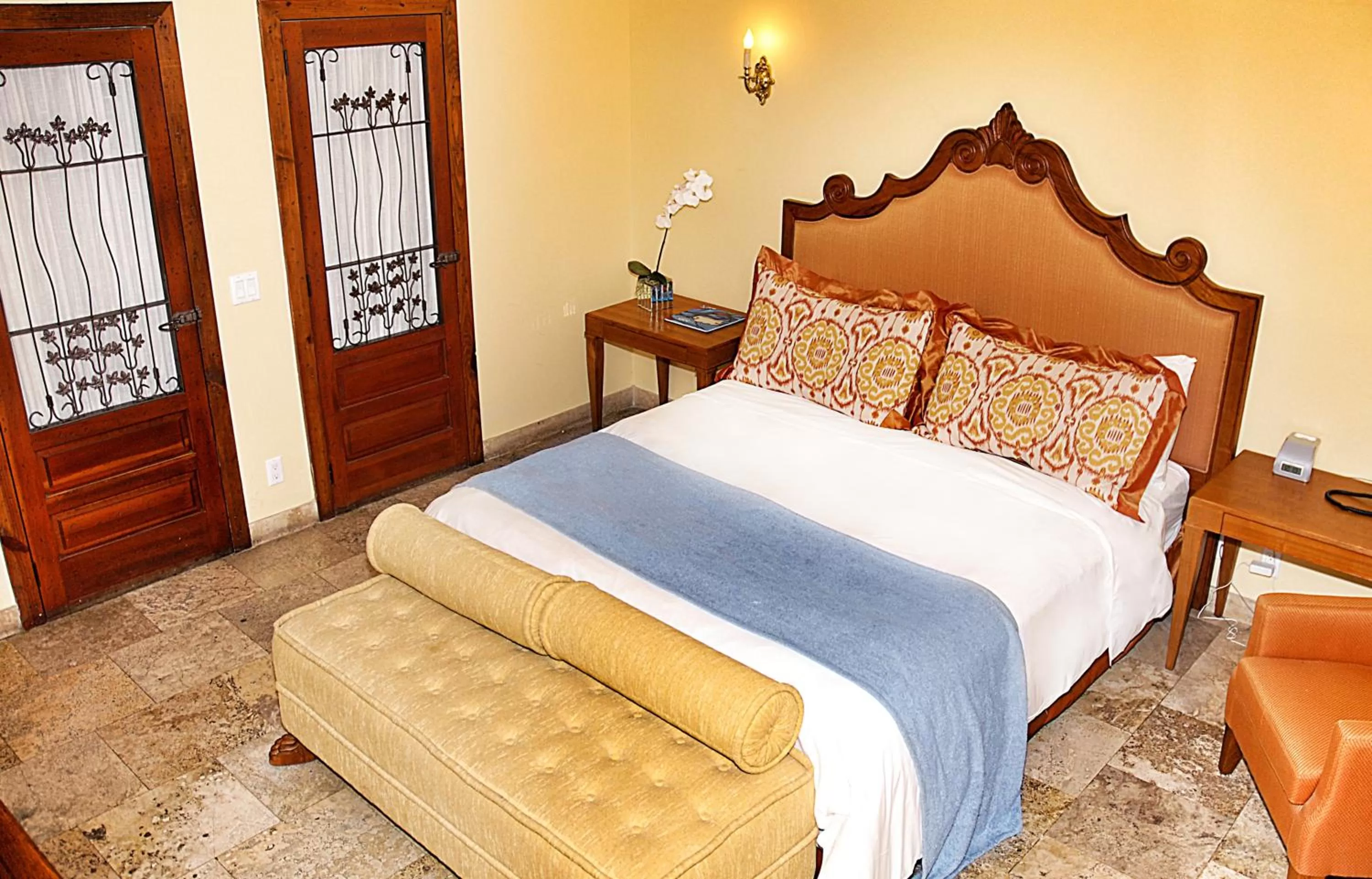 King Suite in Hotel Impala by LuxUrban