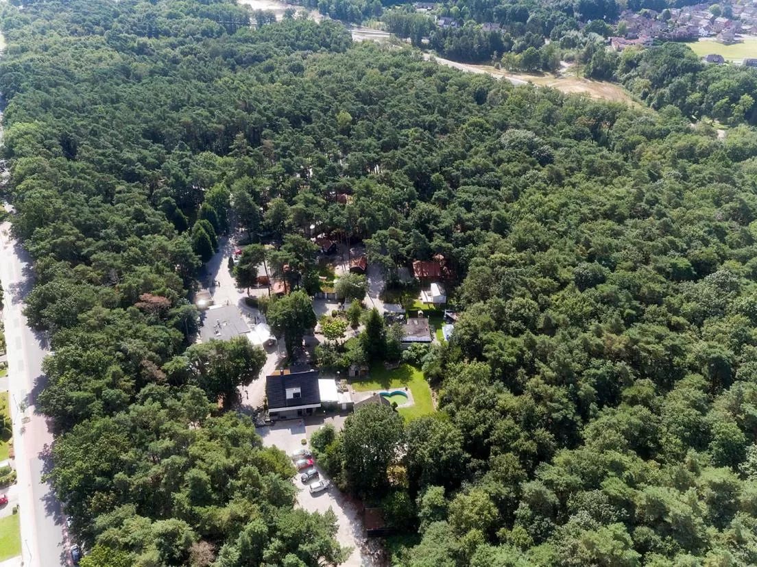 Day, Bird's-eye View in Motel- Bungalow-& Chaletpark de Brenkberg