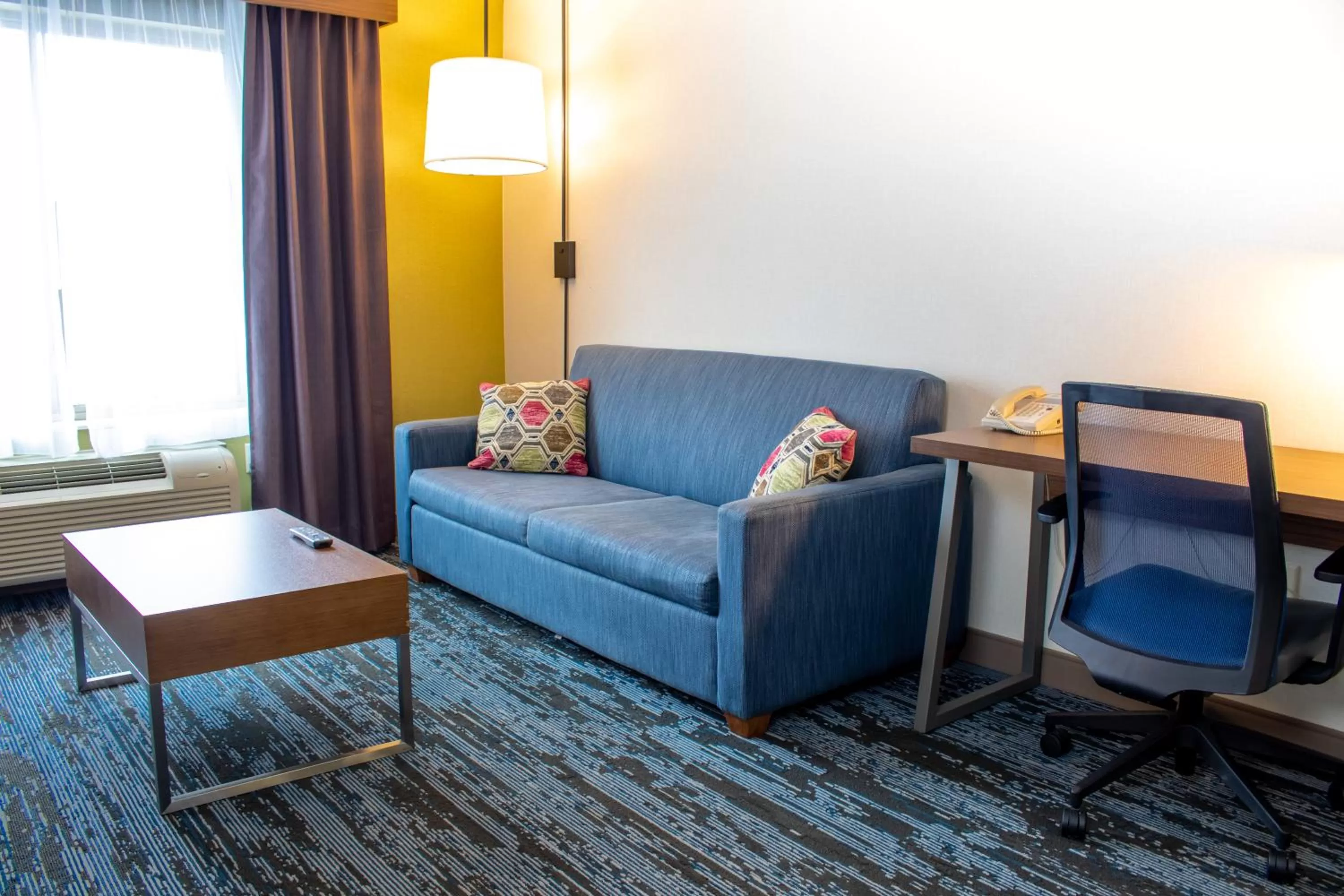 Holiday Inn Express & Suites Wausau by IHG