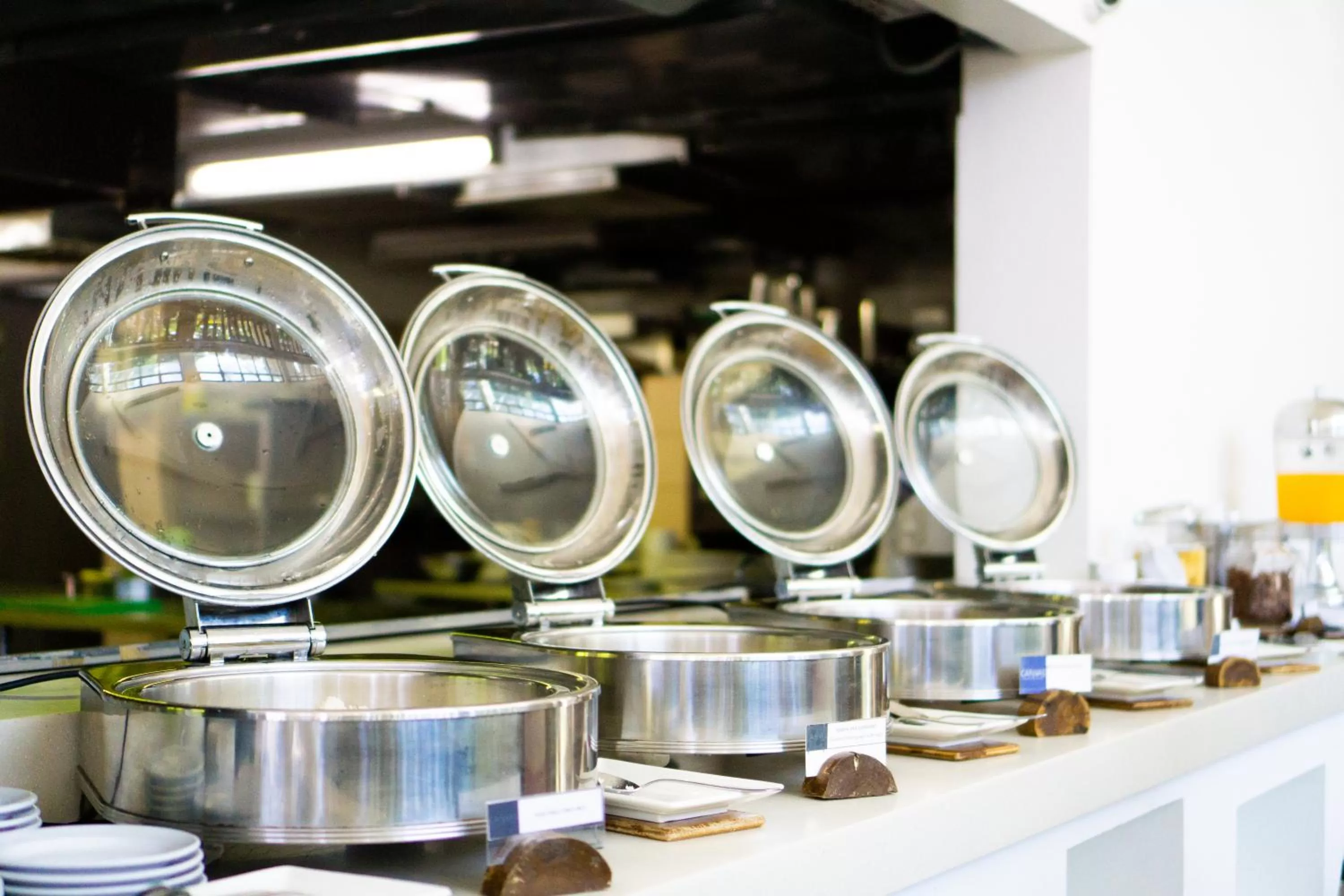 Restaurant/places to eat in Canvas Boutique Hotel