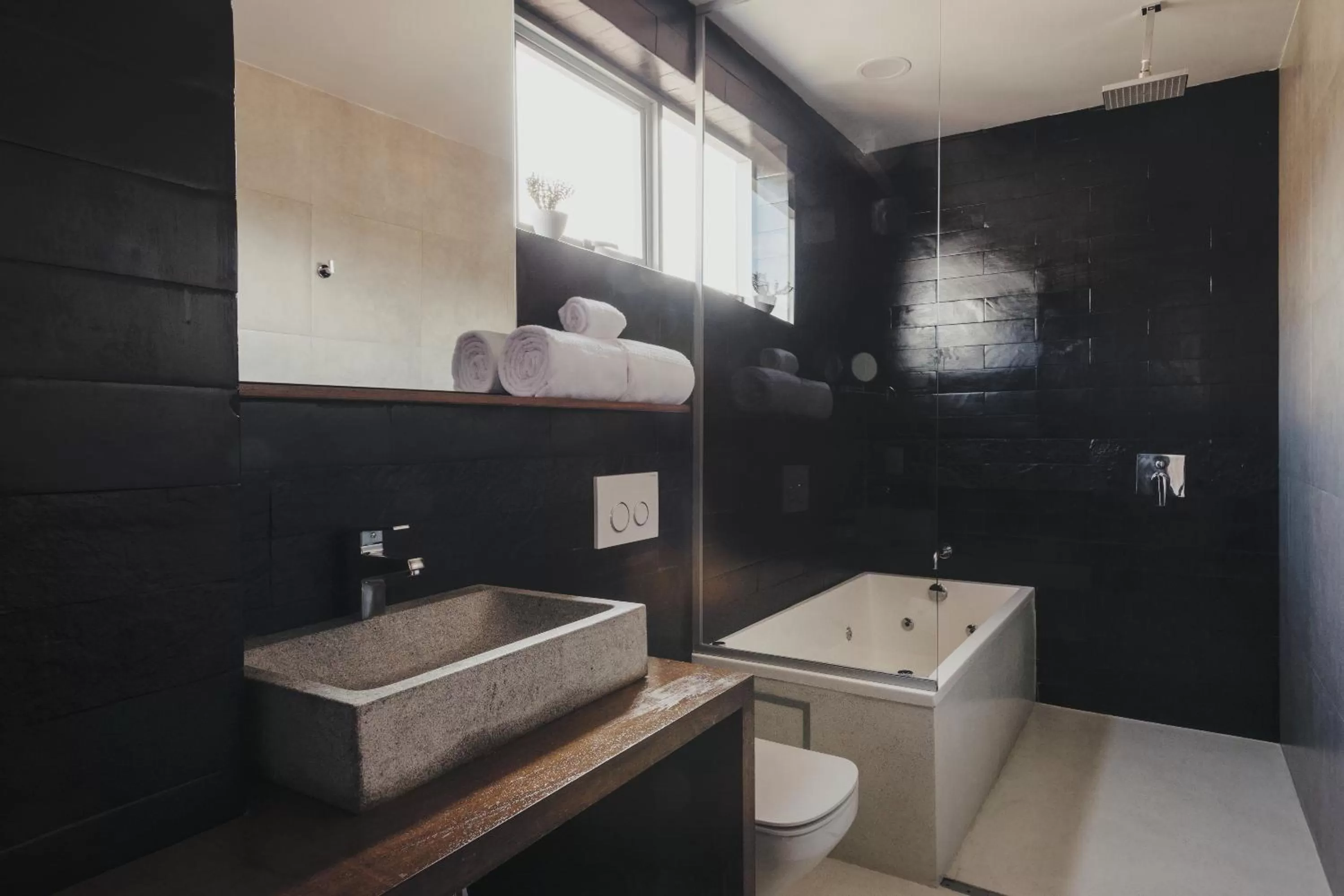 Shower in Atix Hotel, a Member of Design Hotels