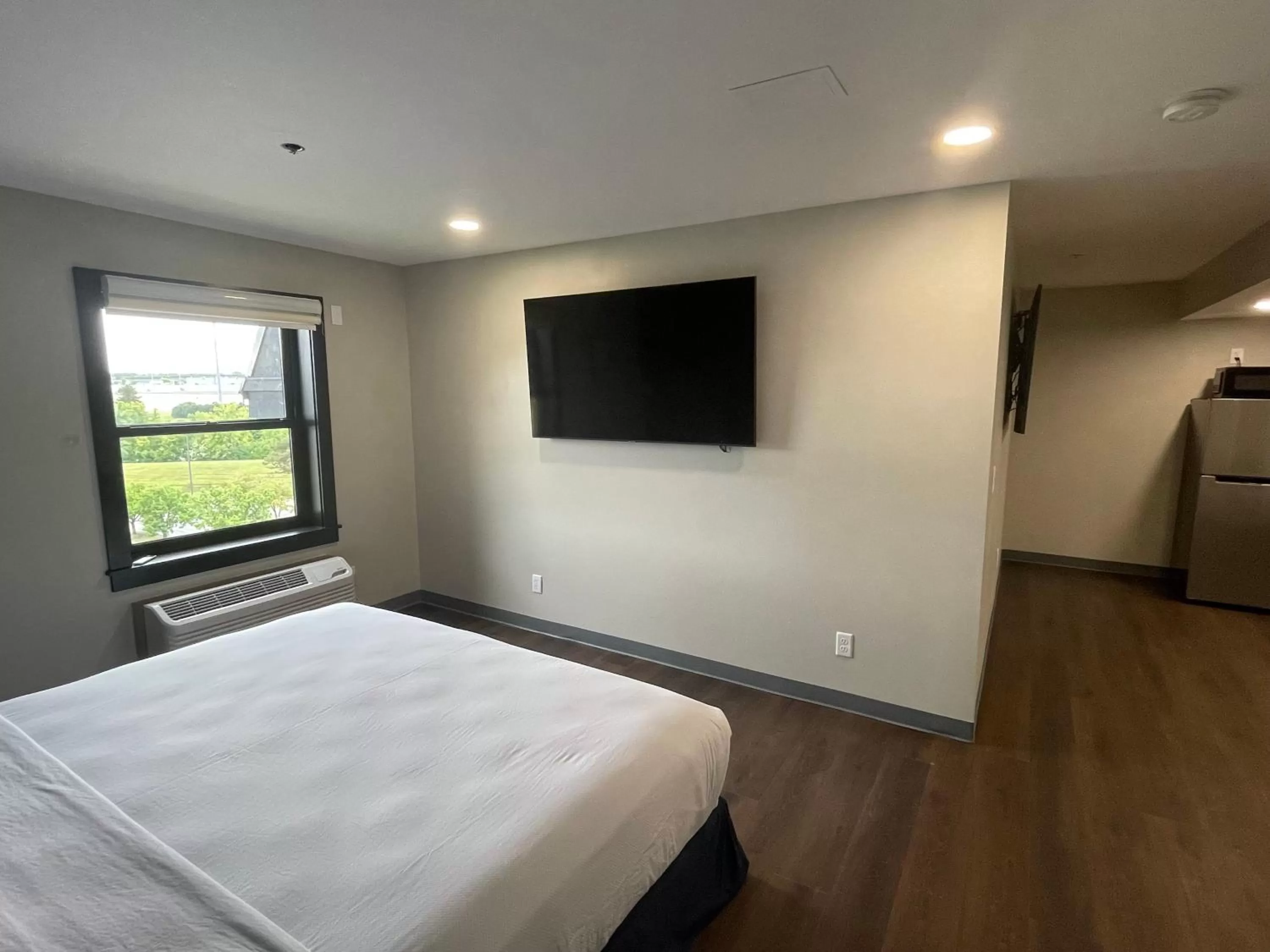 Bed in Chateau Hotel and Conference Center