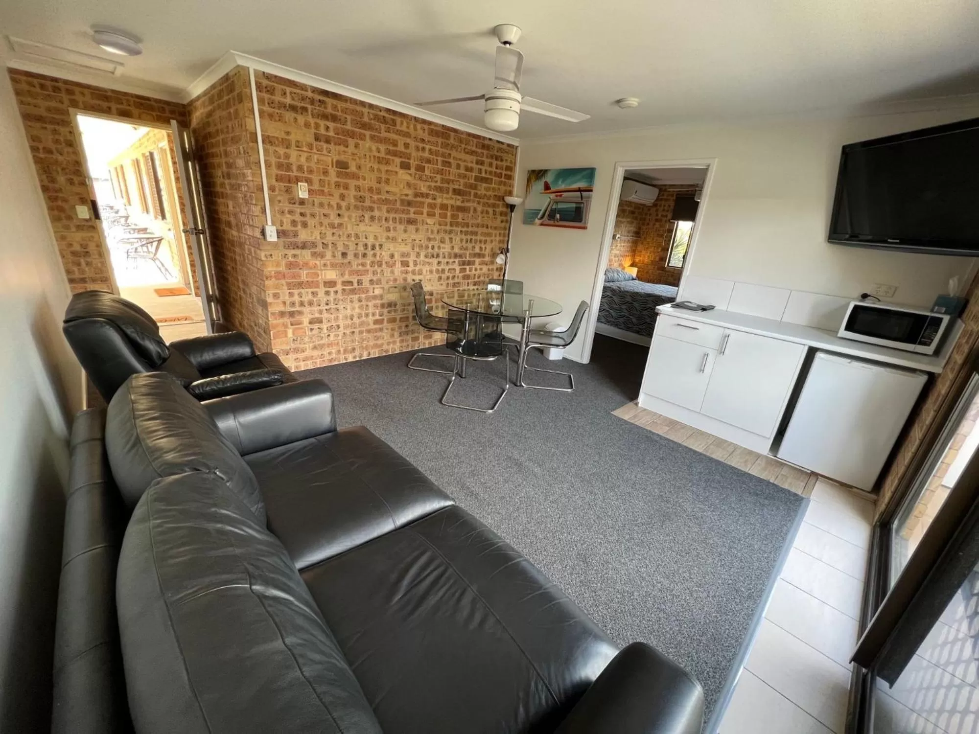 Golden Beach Motor Inn, Caloundra