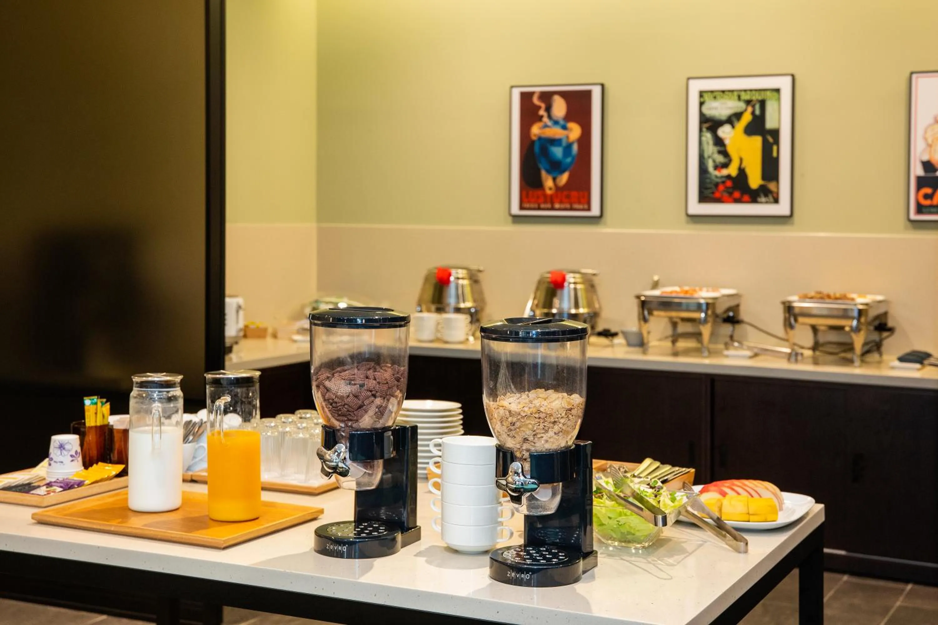 Restaurant/places to eat in Hotel Arte