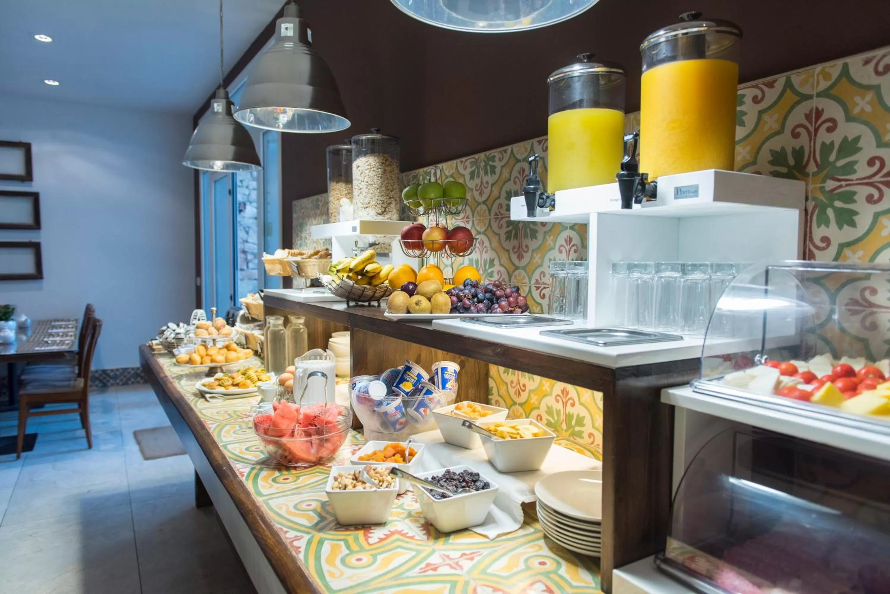 Continental breakfast in Palazzo Violetta