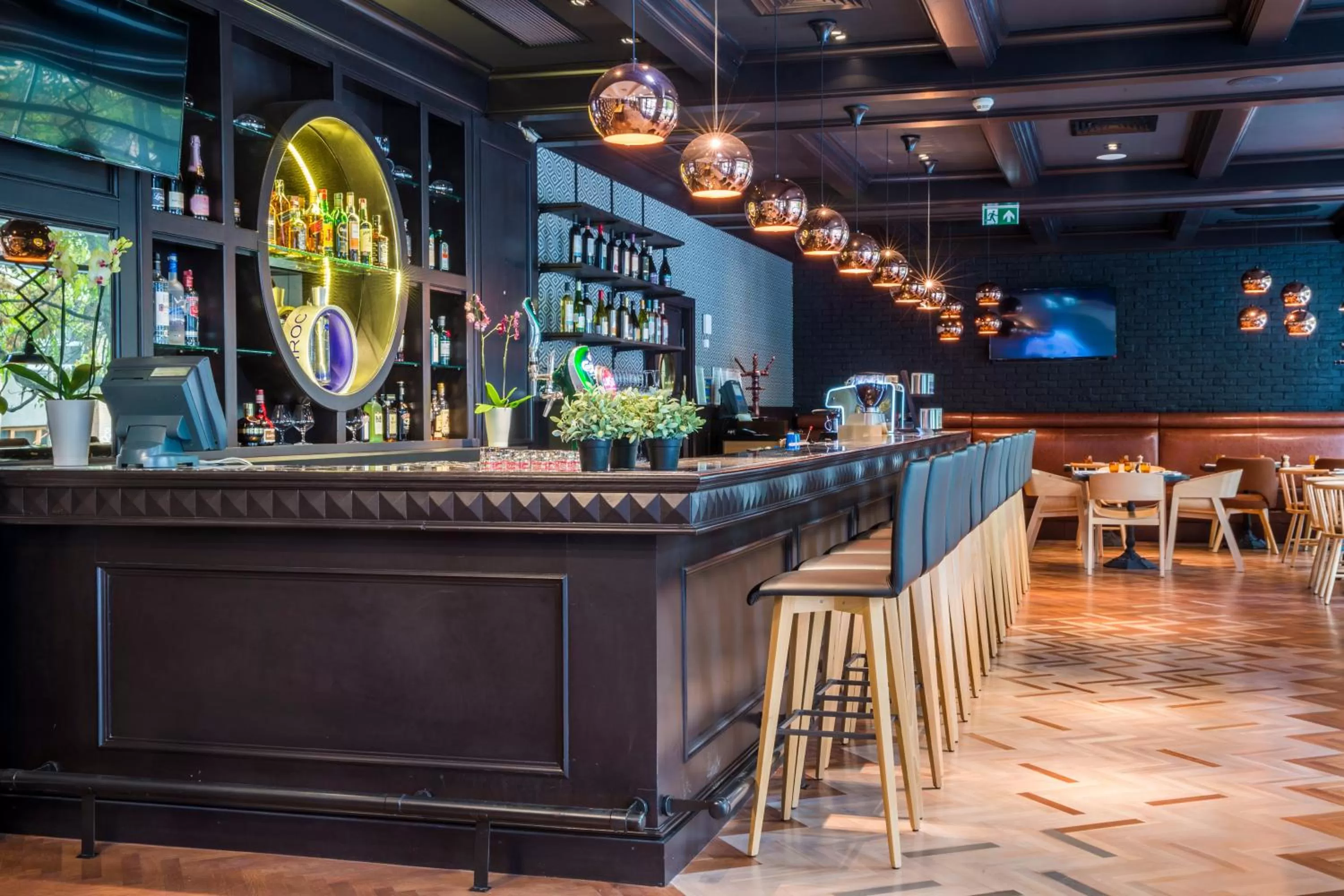 Lounge or bar in Park Inn by Radisson Bucharest Hotel & Residence