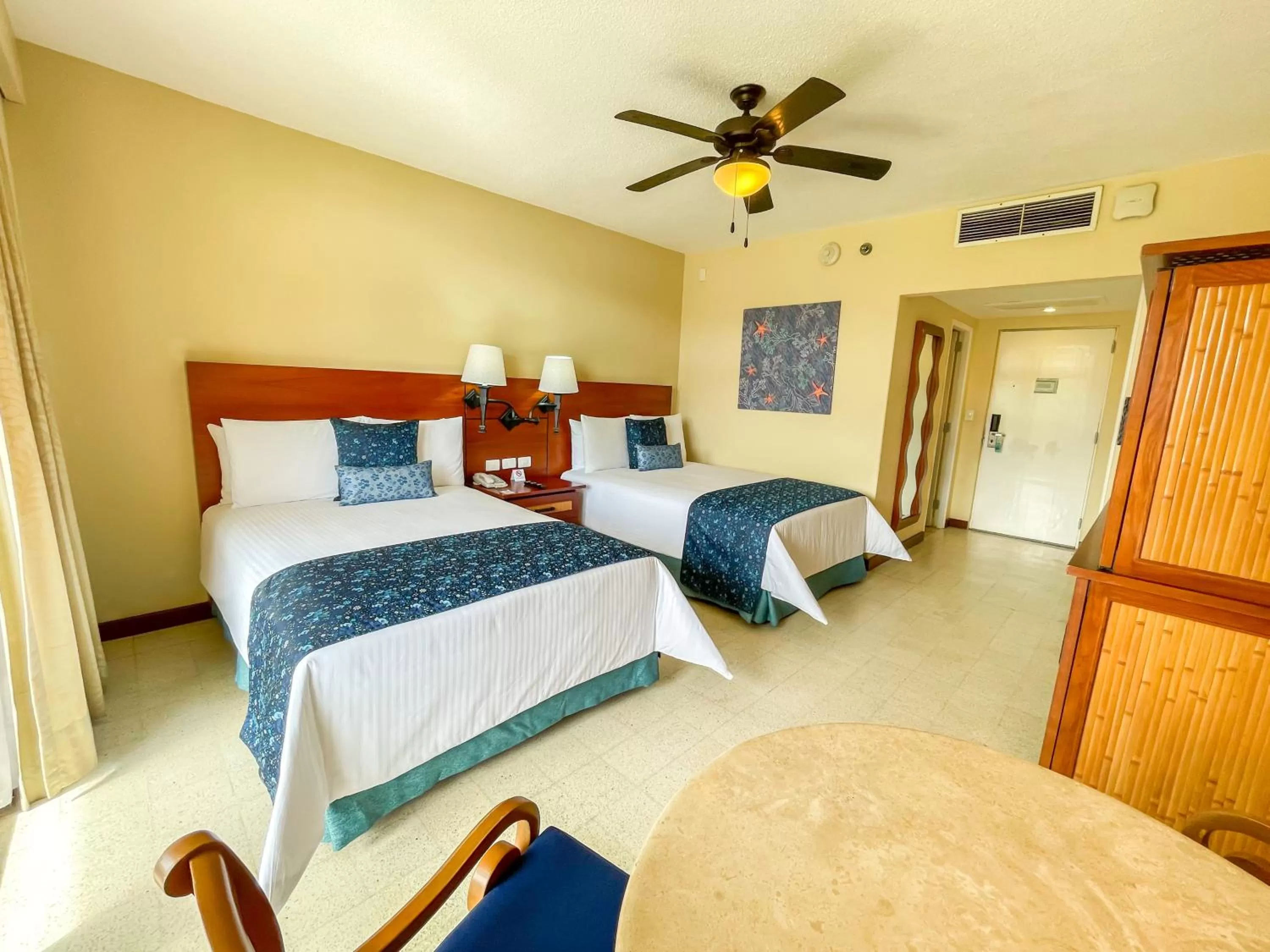 Bed in Pierre Mundo Imperial Riviera Diamante Acapulco