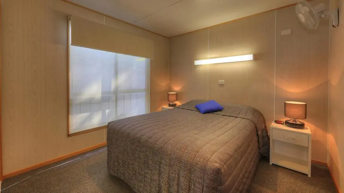 3 Bedroom Standard Family Cabin in Airport Tourist Village Melbourne 3 Bedroom Standard Family Cabin in Airport Tourist Village Melbourne