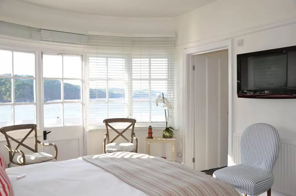 Bed in Cary Arms & Spa