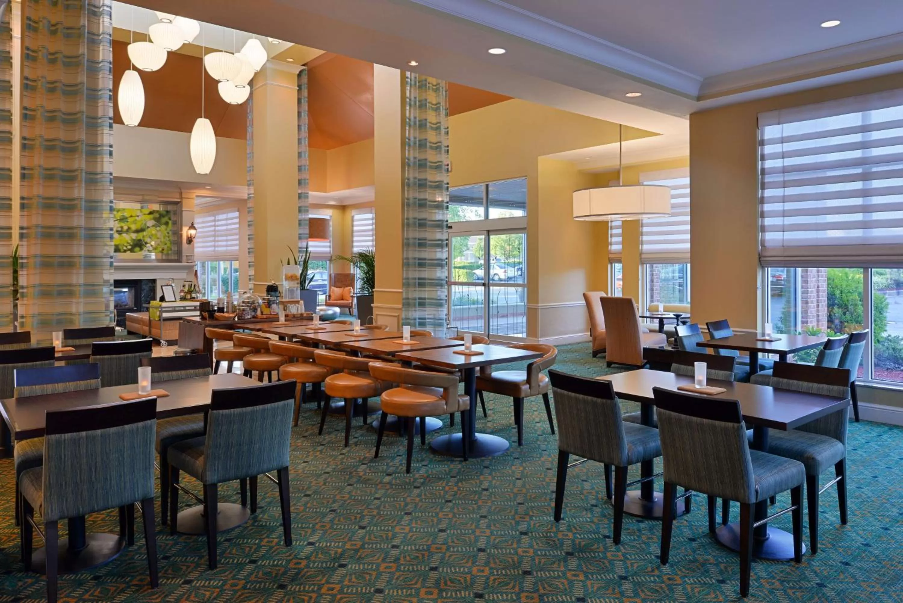 Restaurant/places to eat in Hilton Garden Inn Columbia