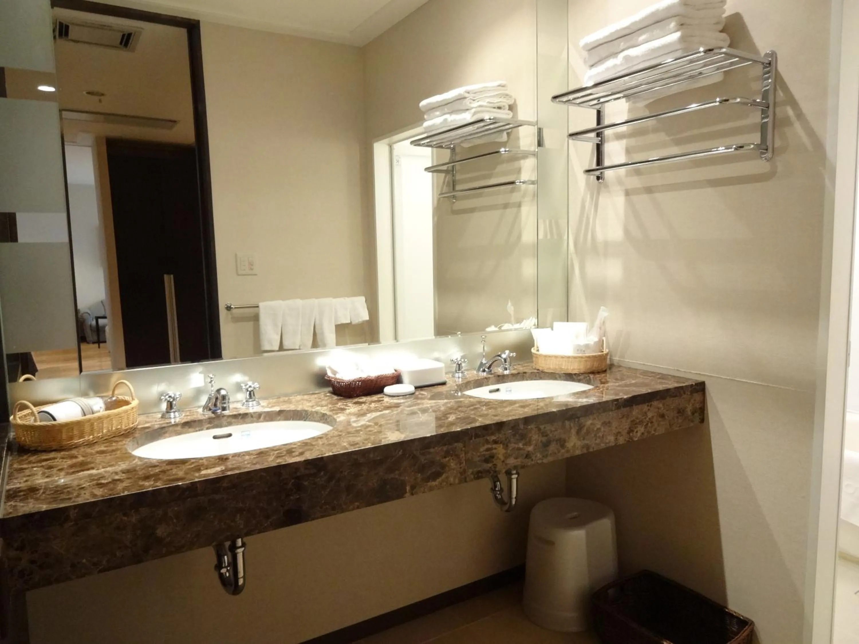 Bathroom in Kyu Karuizawa Hotel Otowa No Mori