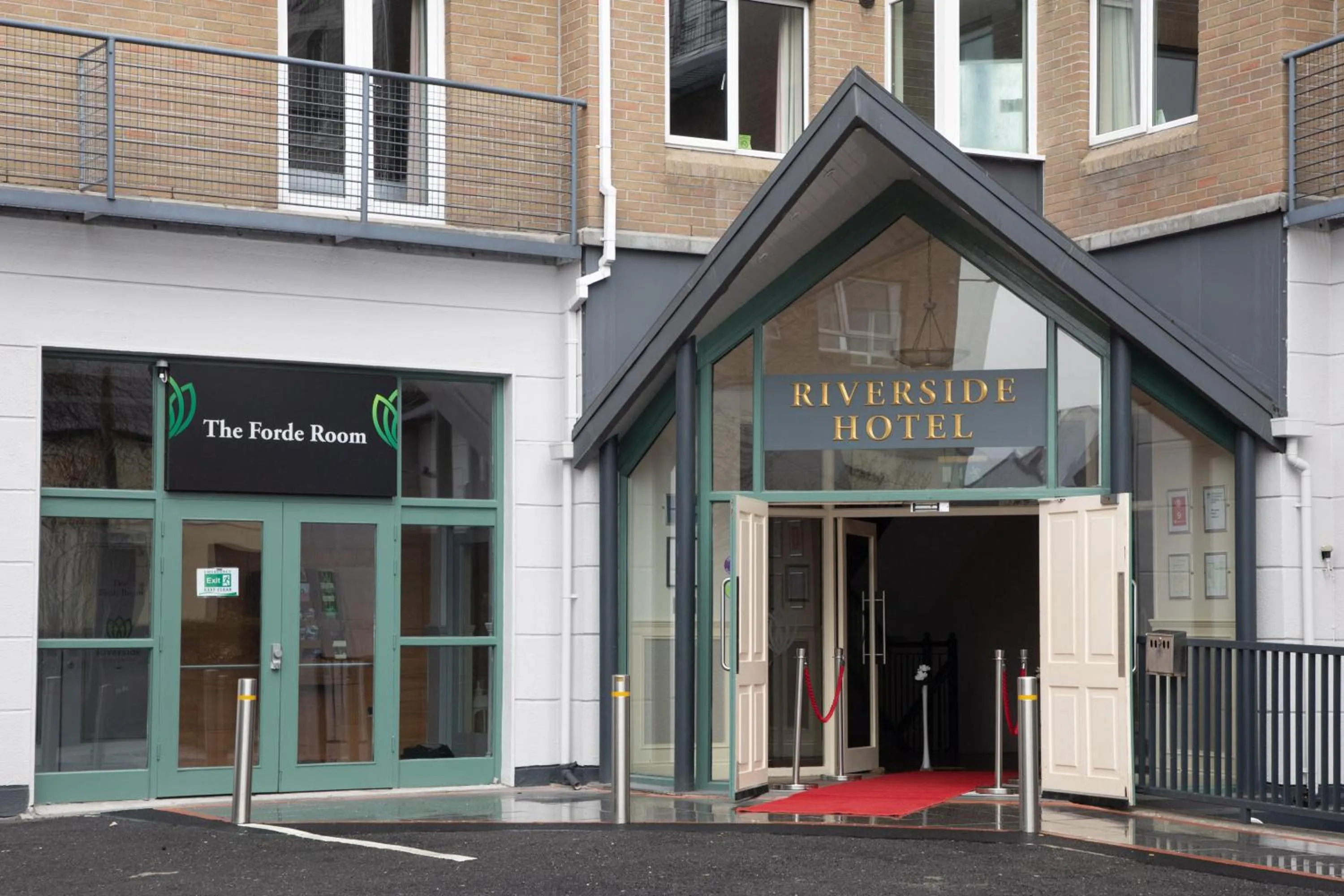 Property building in Riverside Hotel