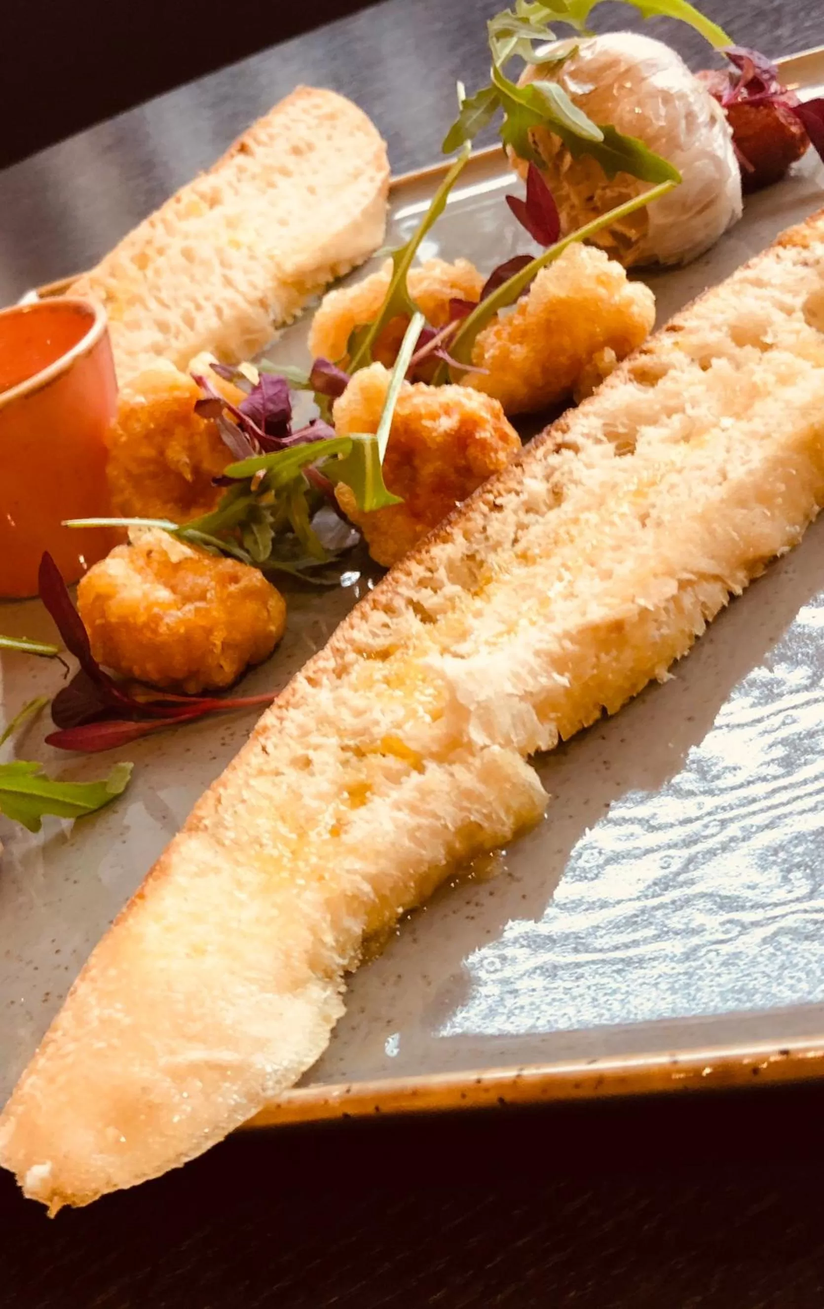 Restaurant/places to eat in Smiths Hotel