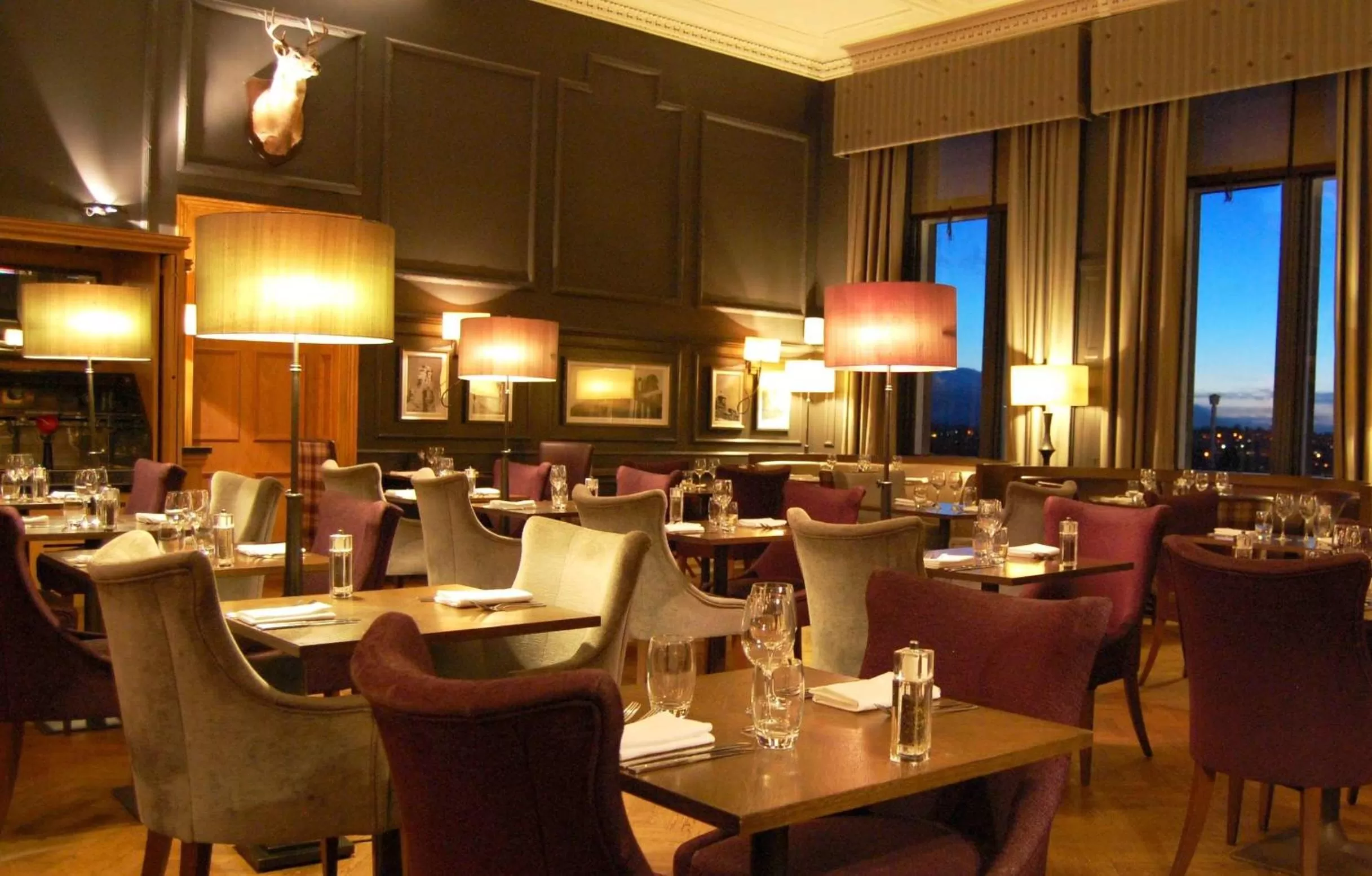 Restaurant/places to eat in DoubleTree by Hilton Dunblane Hydro Hotel