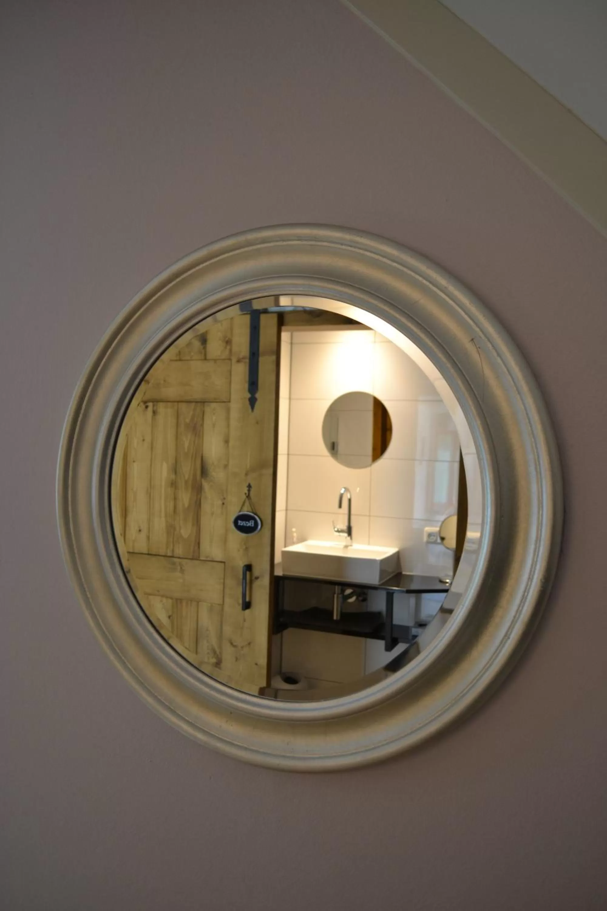 Decorative detail in Bed & Breakfast aan de Beek