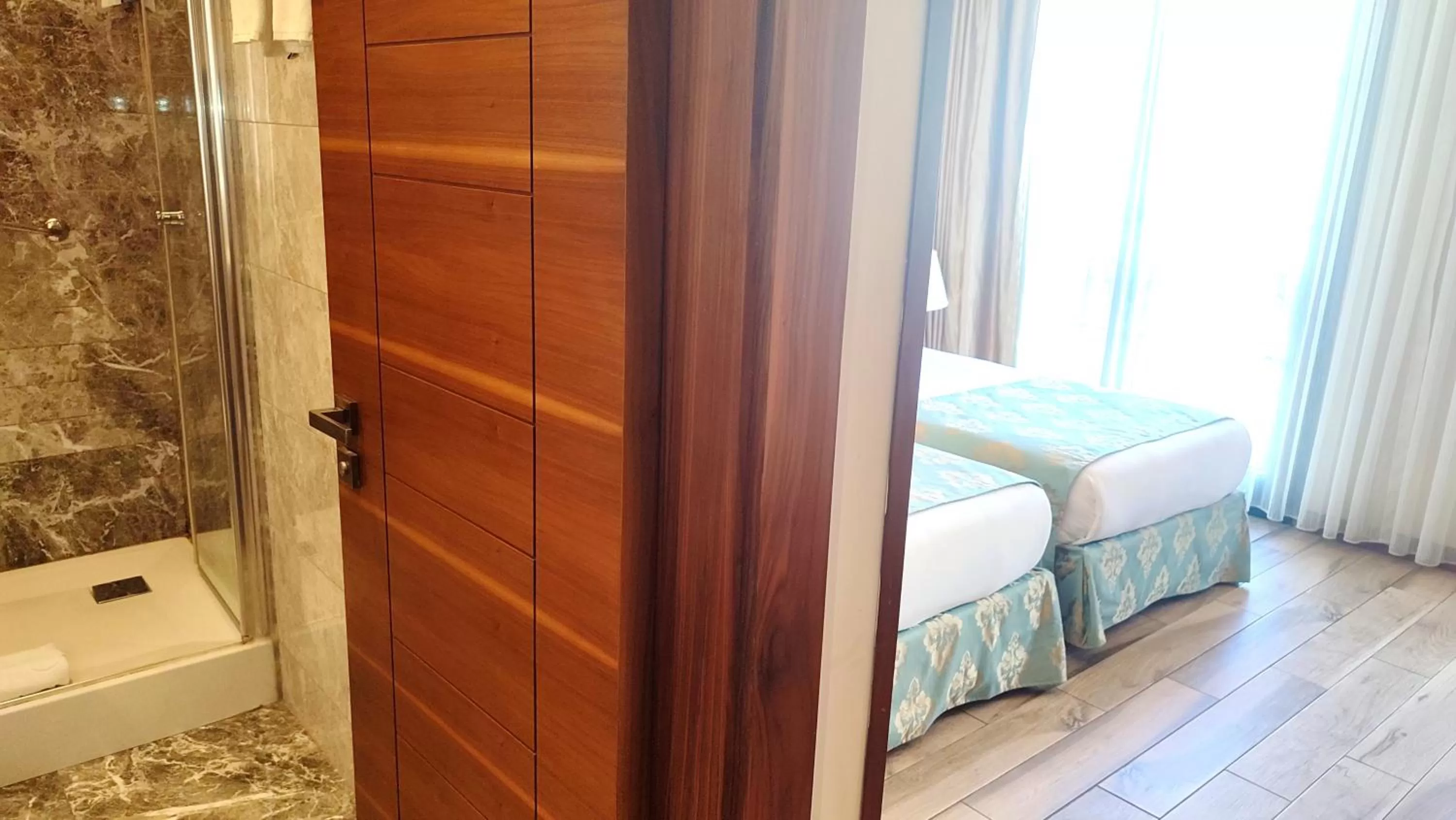 Bathroom, Bed in Old Port Hotel