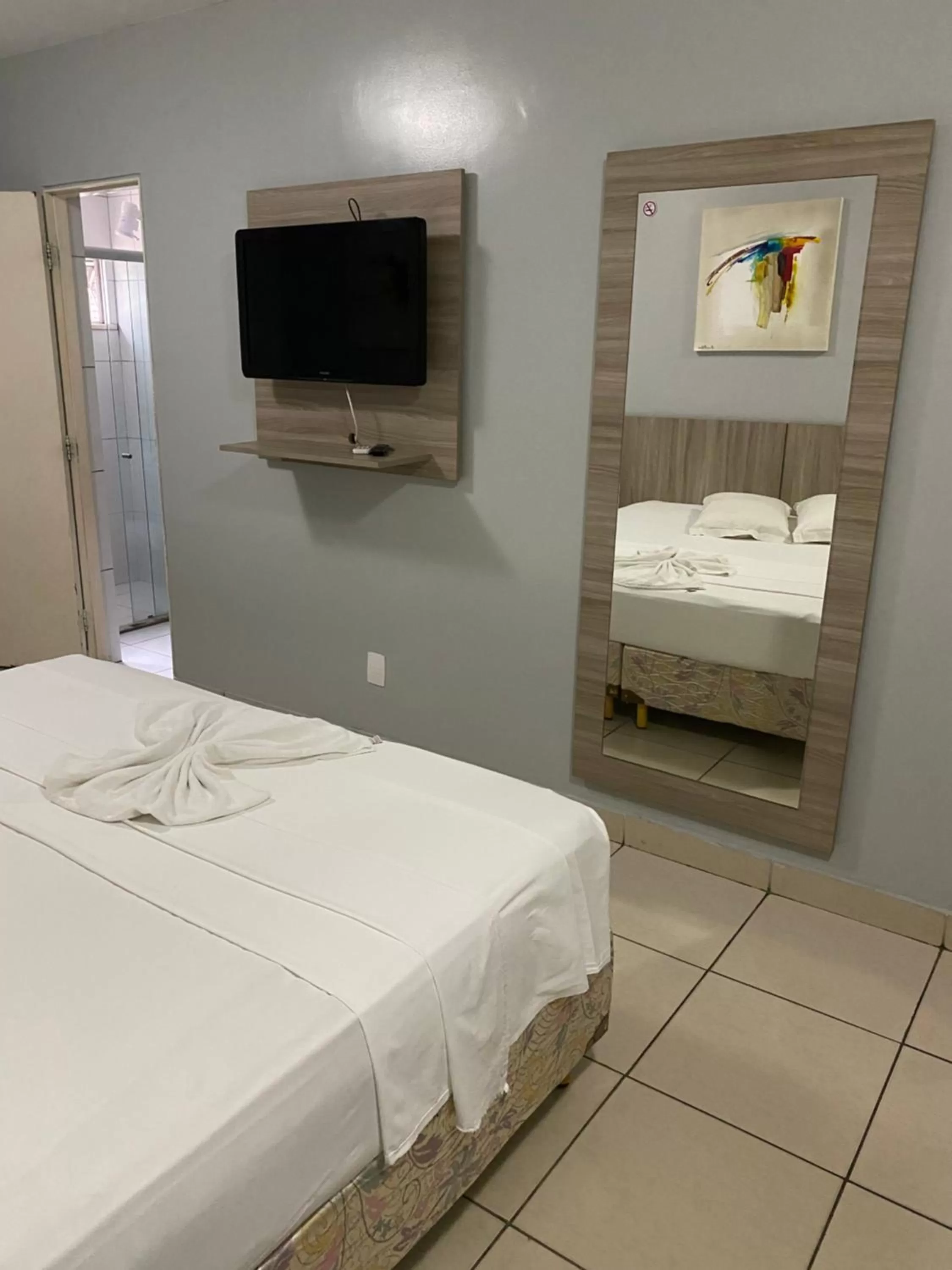 Bed in Hotel Fortaleza Inn