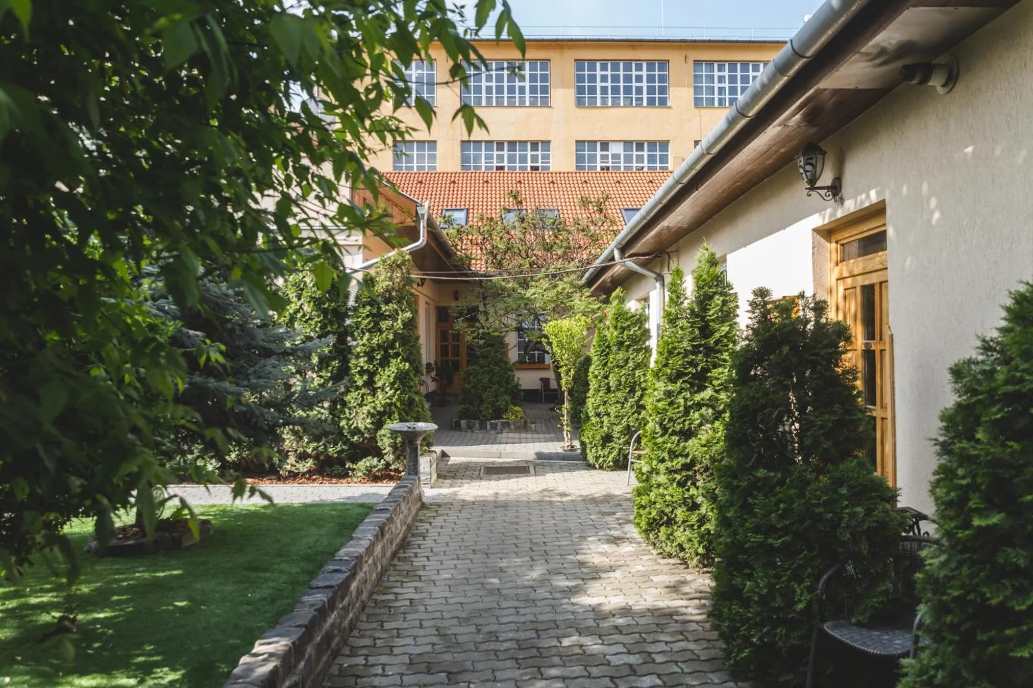 Garden in Hotel Karin