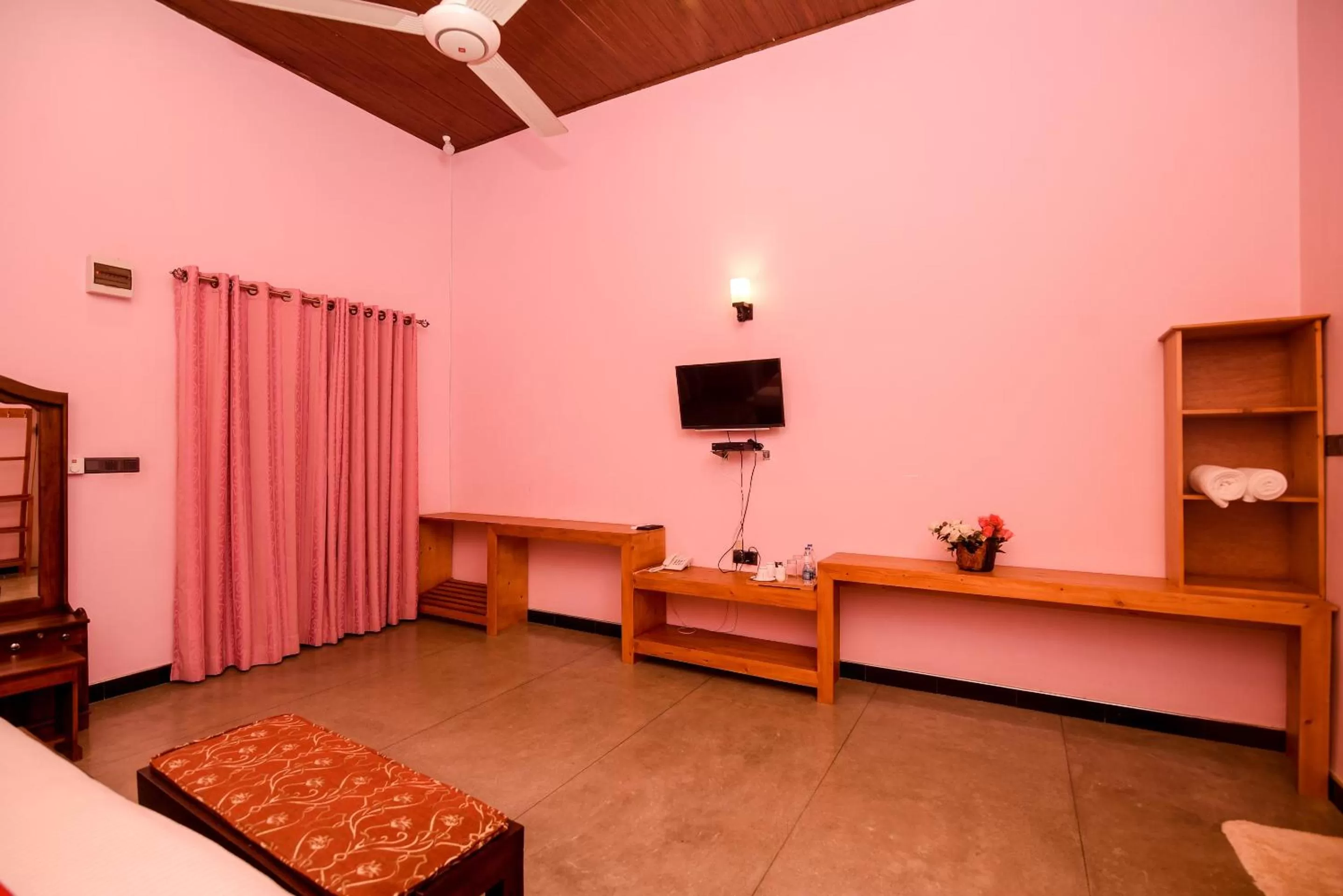 Bedroom in Man Mountain Villa