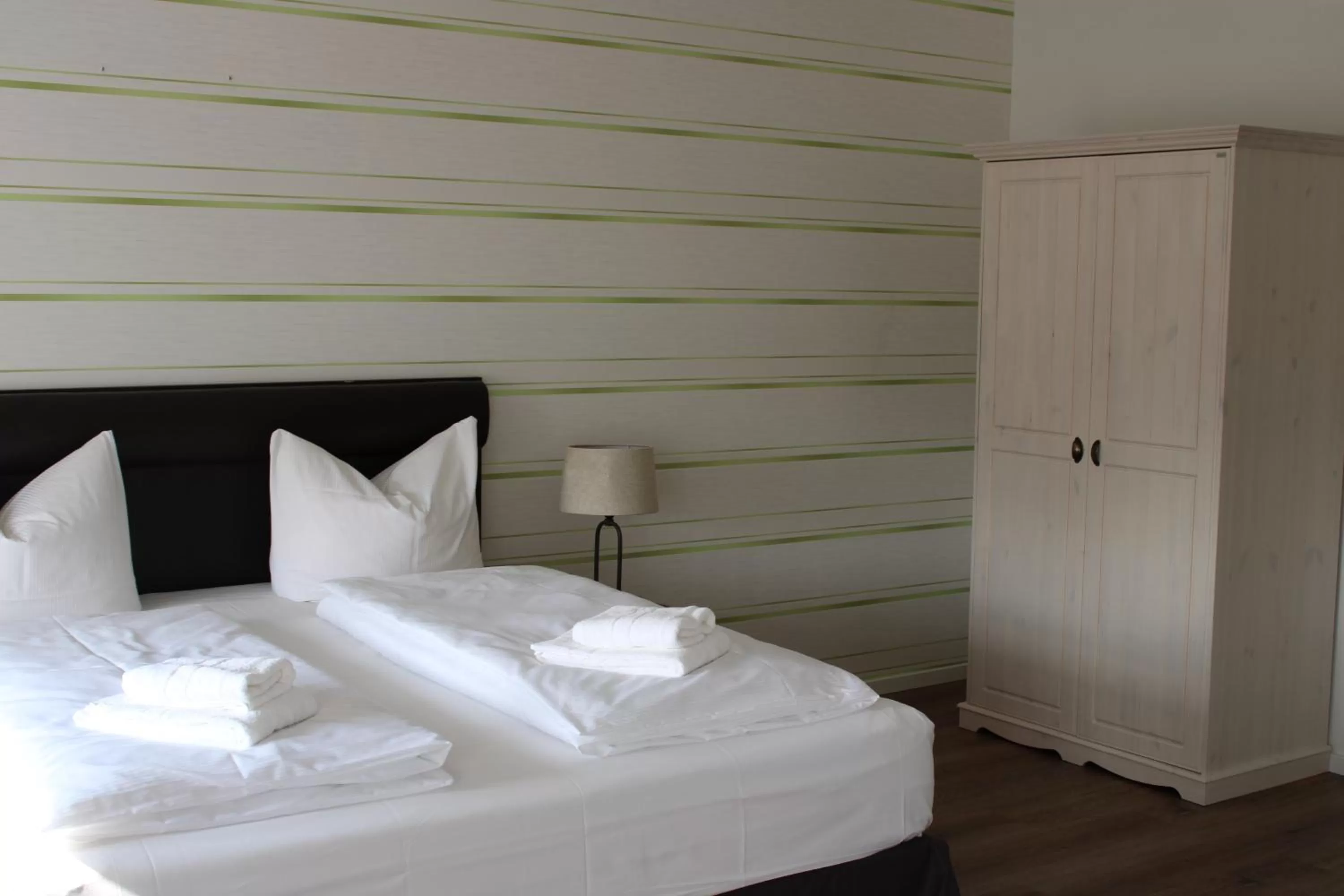 Bed in Spreezeit Hotel connect