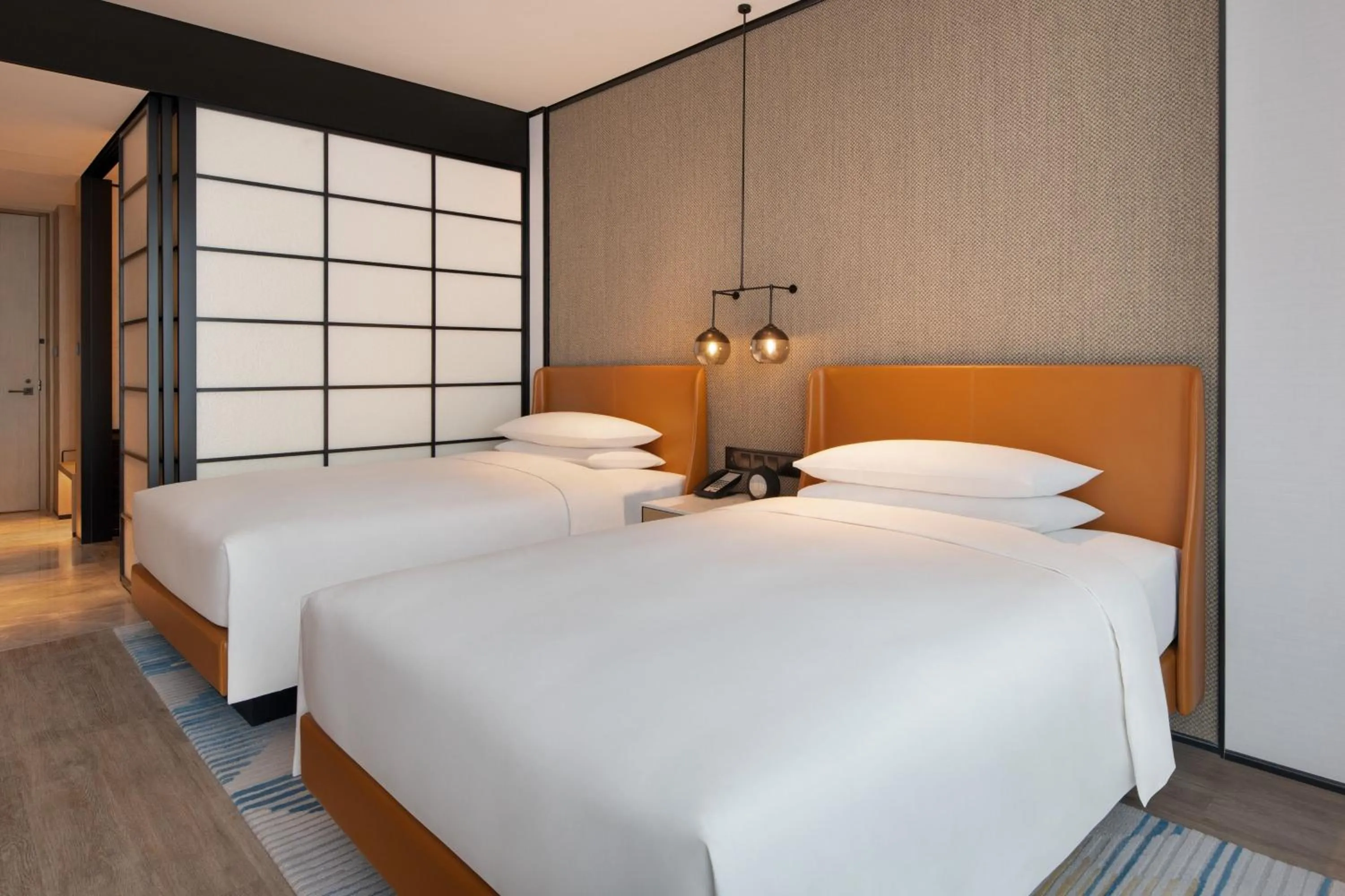 Photo of the whole room, Bed in Sheraton Xi'an Chanba