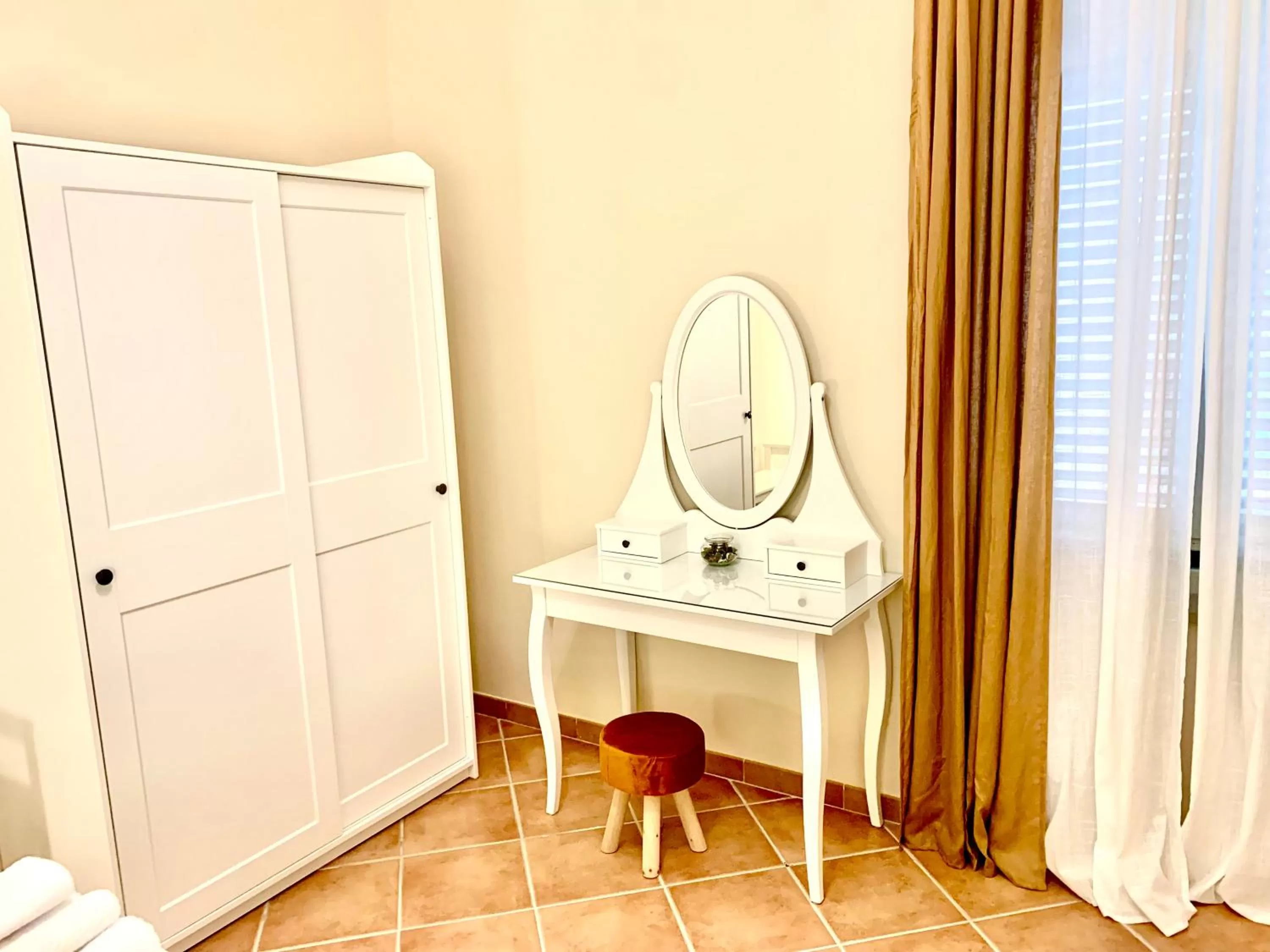 Decorative detail in Artis Mare