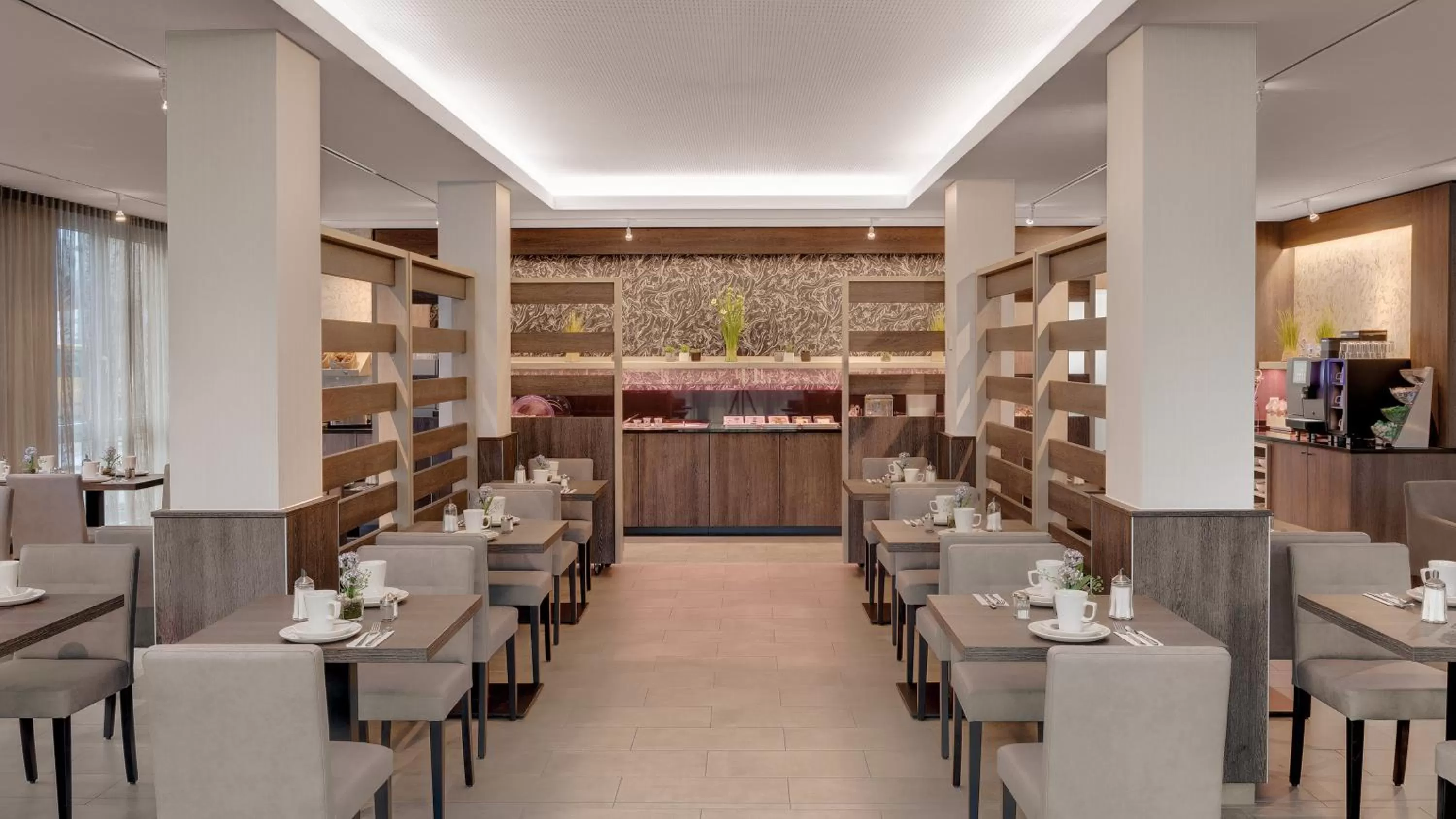 Breakfast, Restaurant/Places to Eat in Hotel Newton Karlsruhe