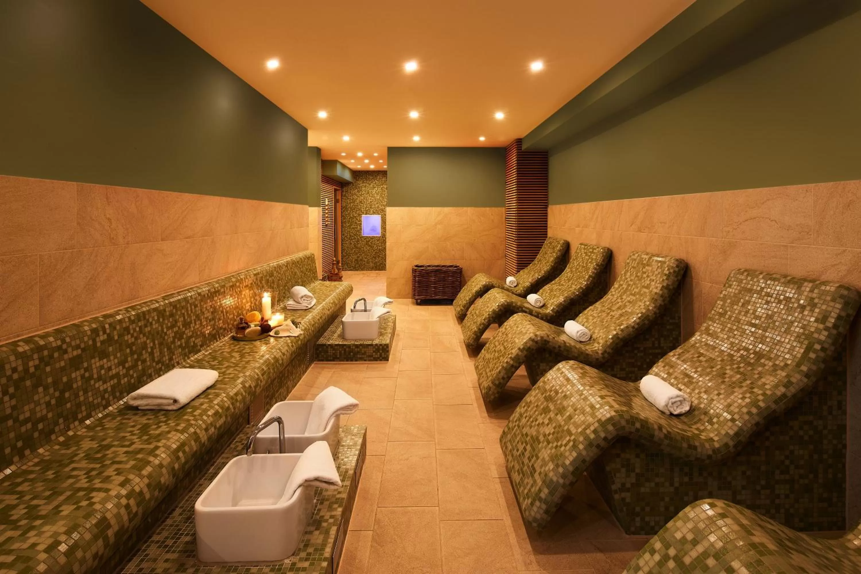 Spa and wellness centre/facilities in Fuchsbau Romantik Hotel & SPA Restaurant & FOX Bar