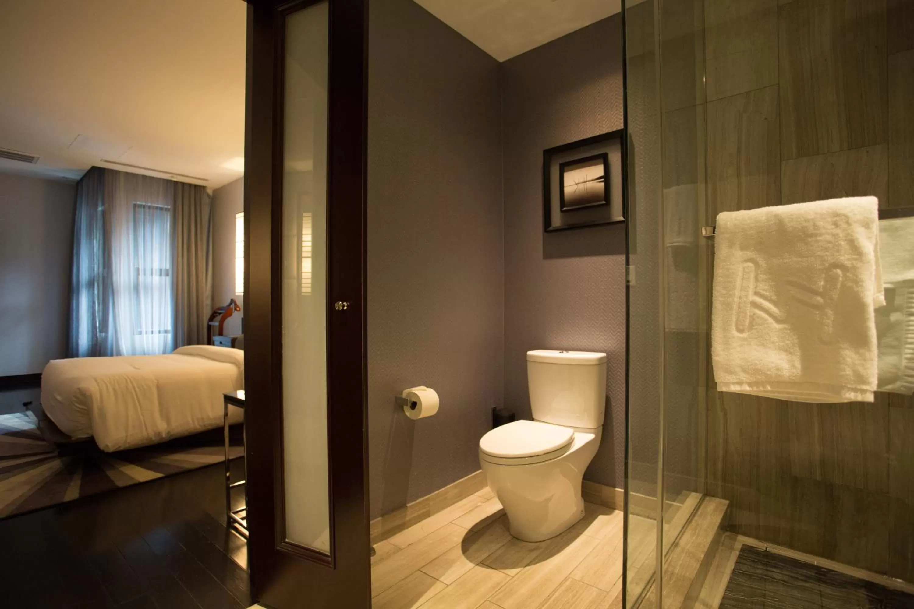 Bathroom, Bed in Ivy Boutique Hotel
