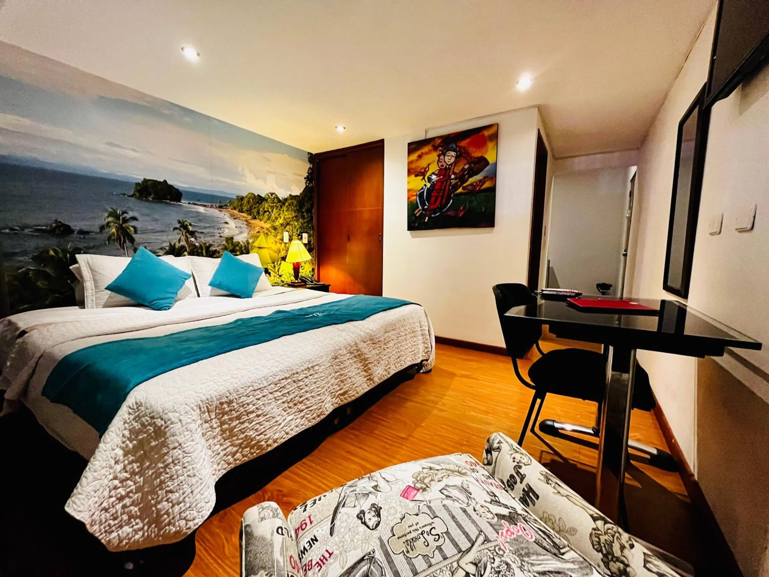 Photo of the whole room in Hotel Santa Cruz Bogotá