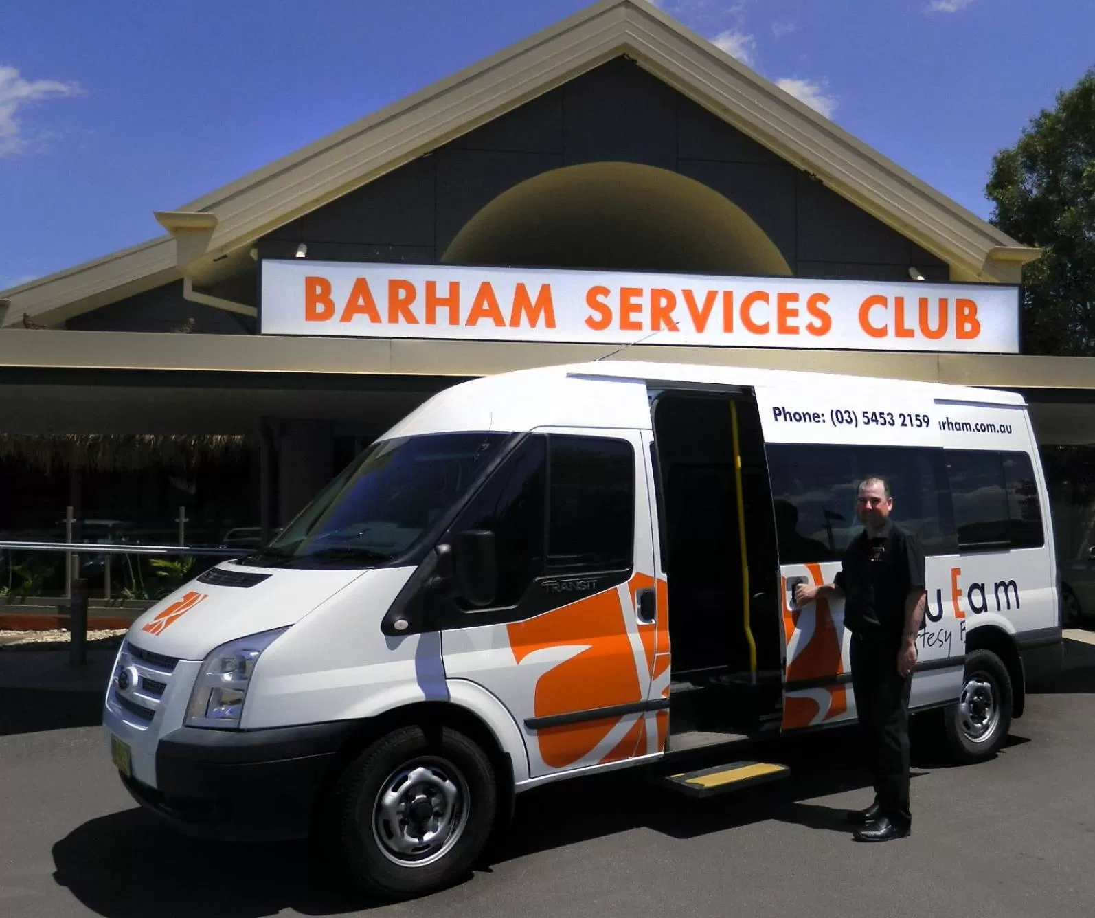 shuttle in Comfort Suites Clubarham Golf Resort
