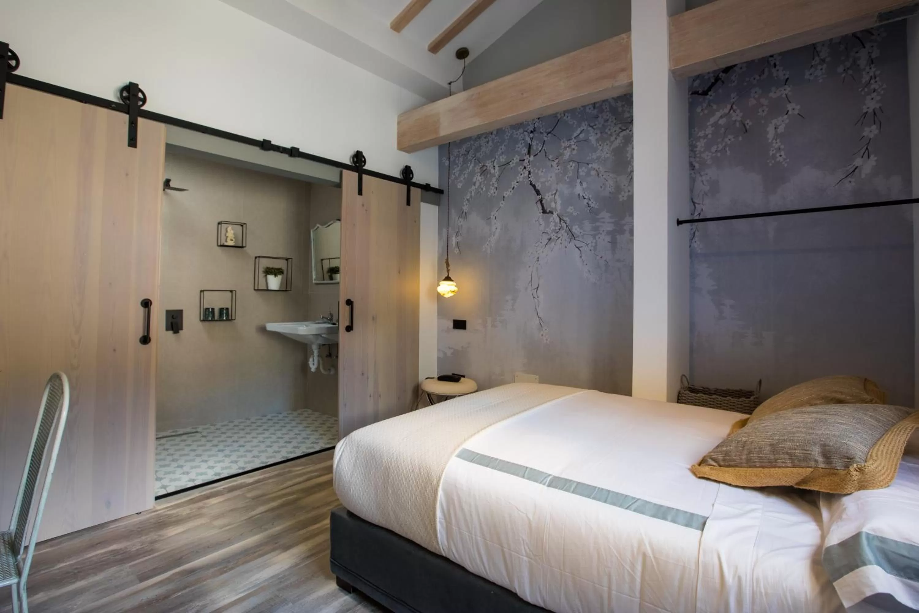 Photo of the whole room, Bed in la posada de consuelito