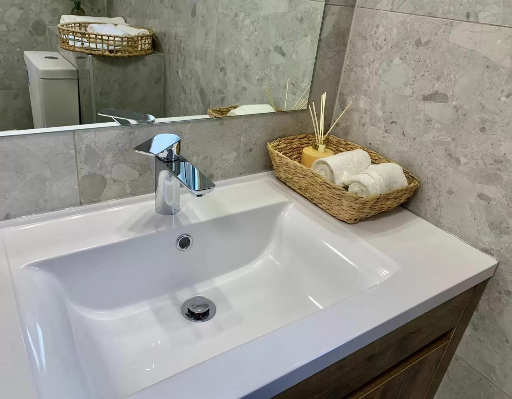 Bathroom in Auckland Central Motel