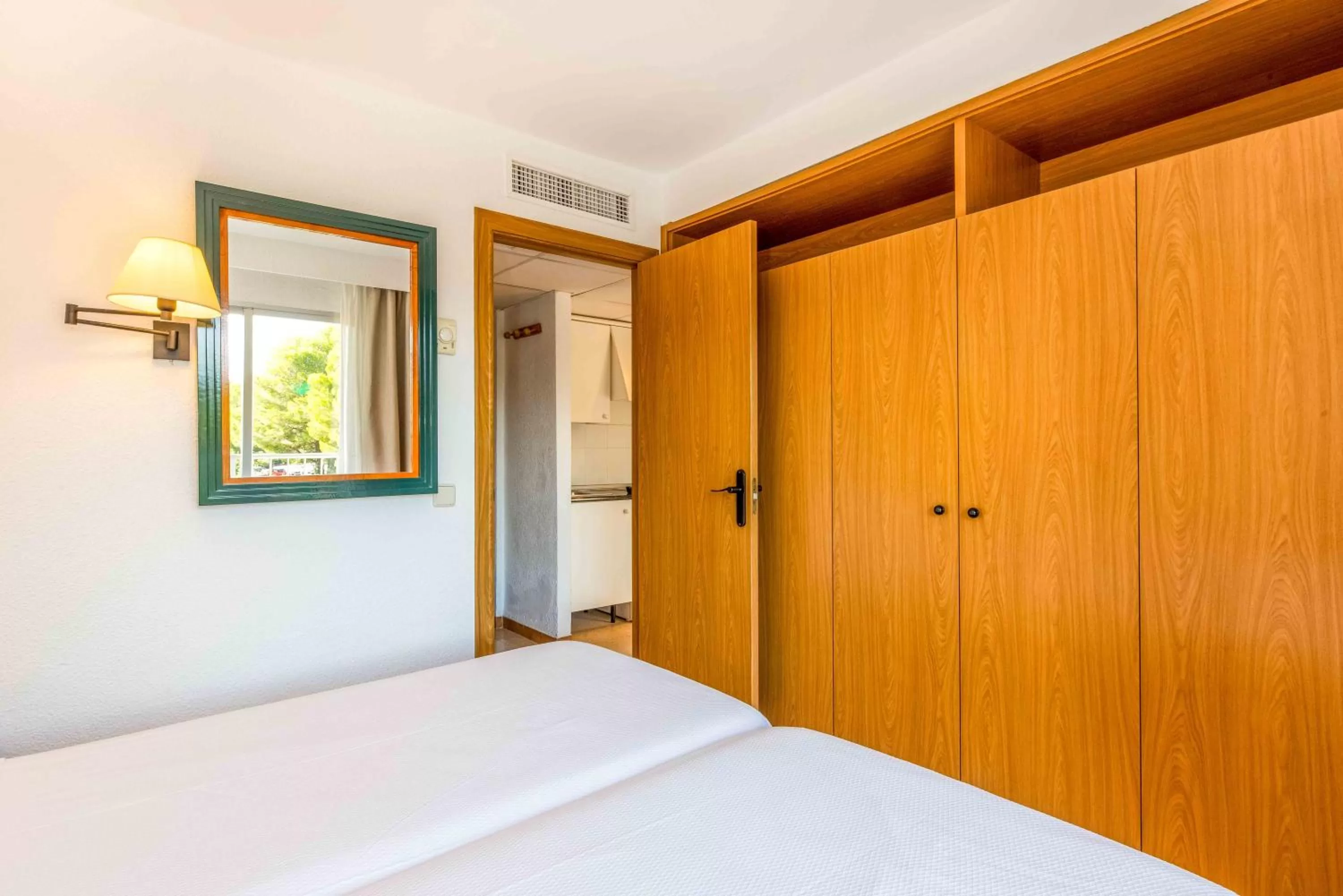 Bed in Valentin Park Club