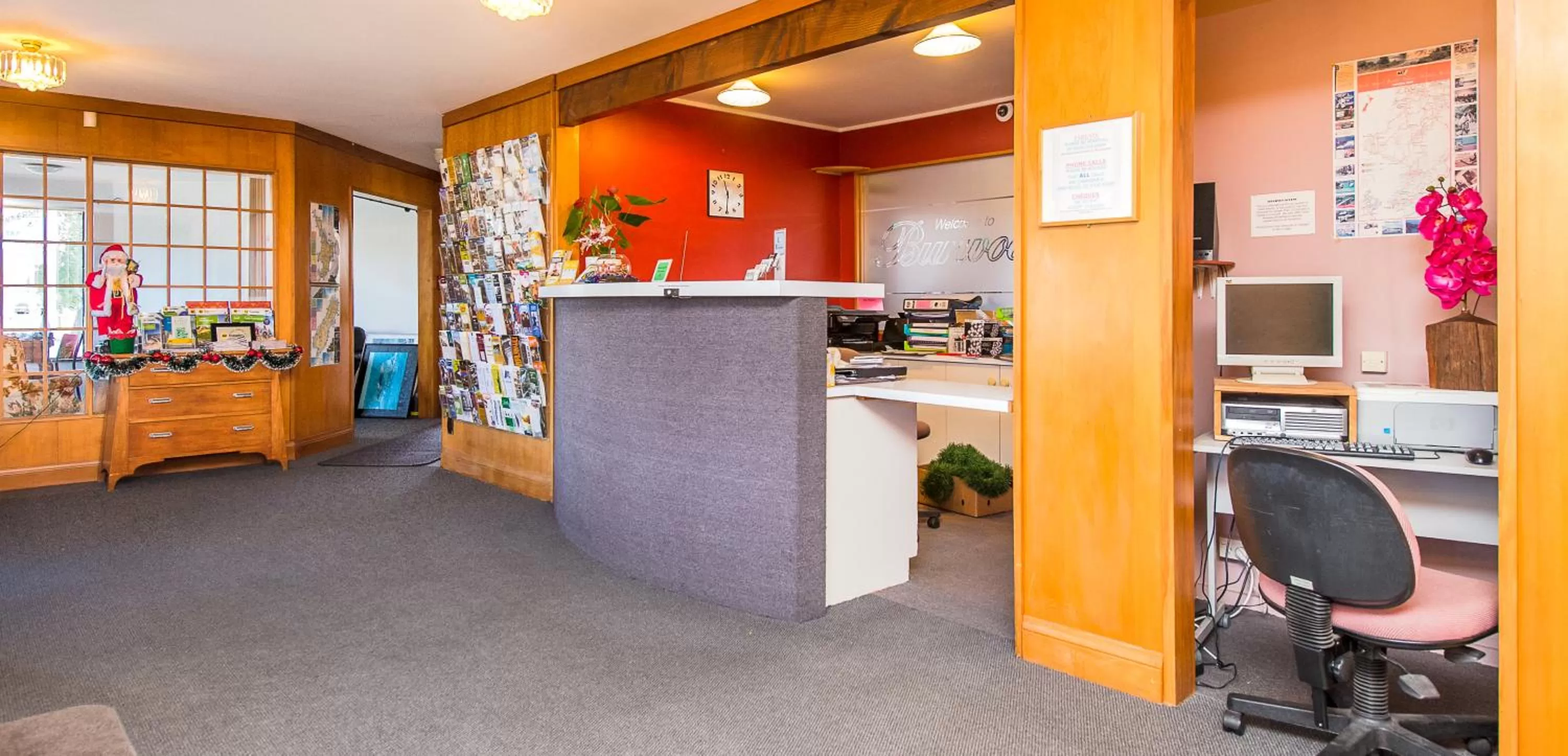 Lobby or reception in Burwood Motel