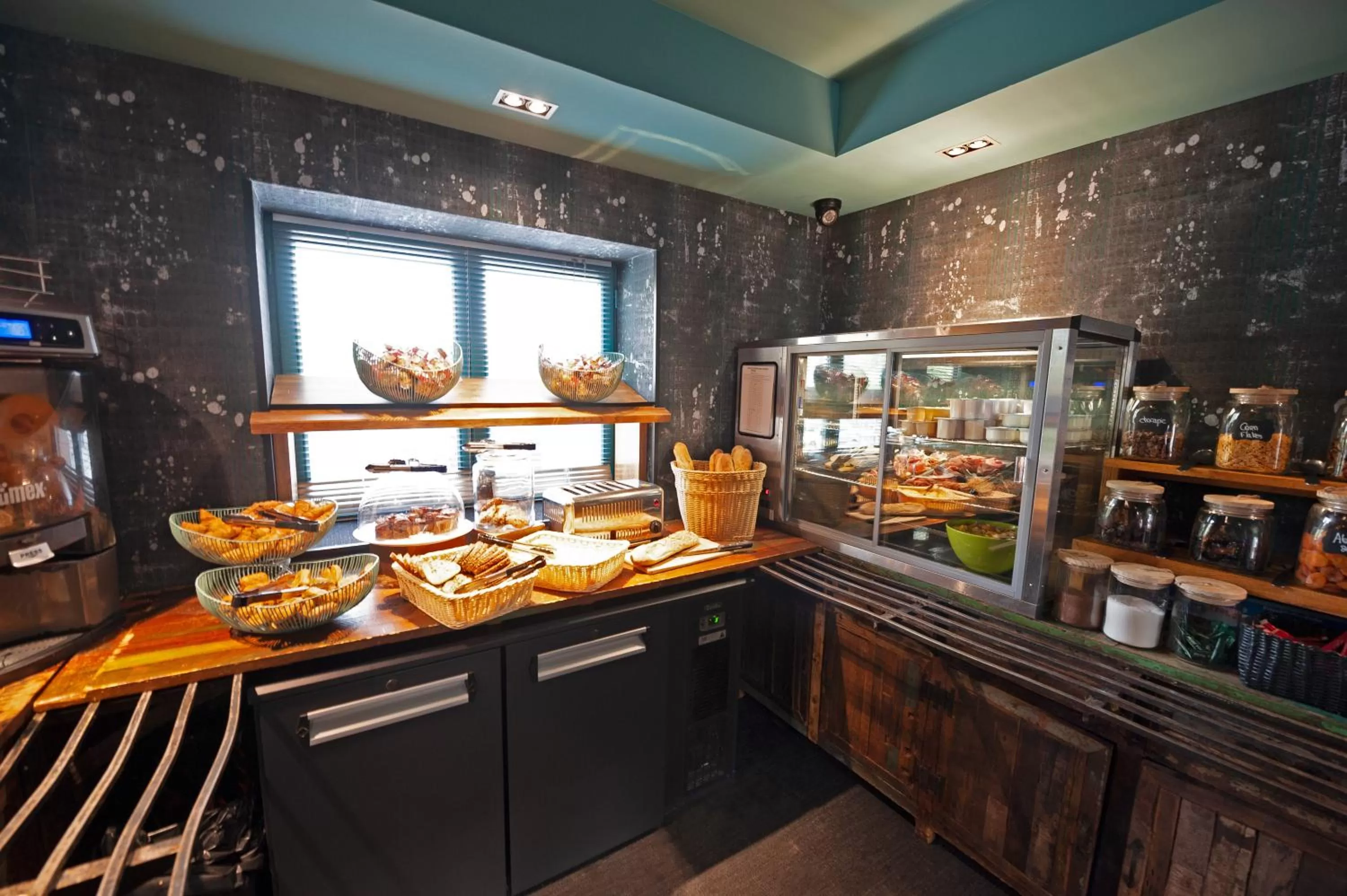 Buffet breakfast in Nota Bene