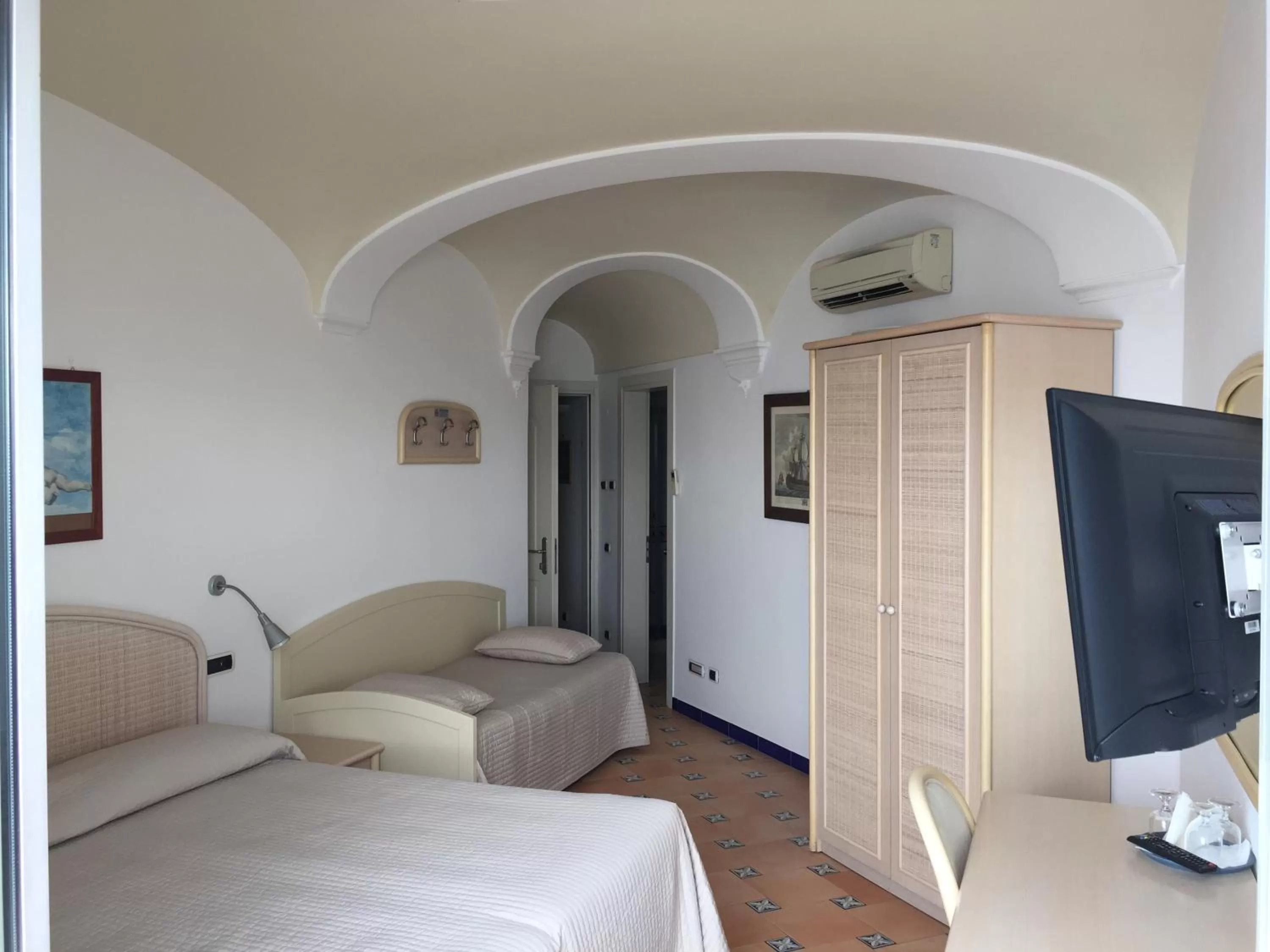 Bed in Hotel Bellevue Suite