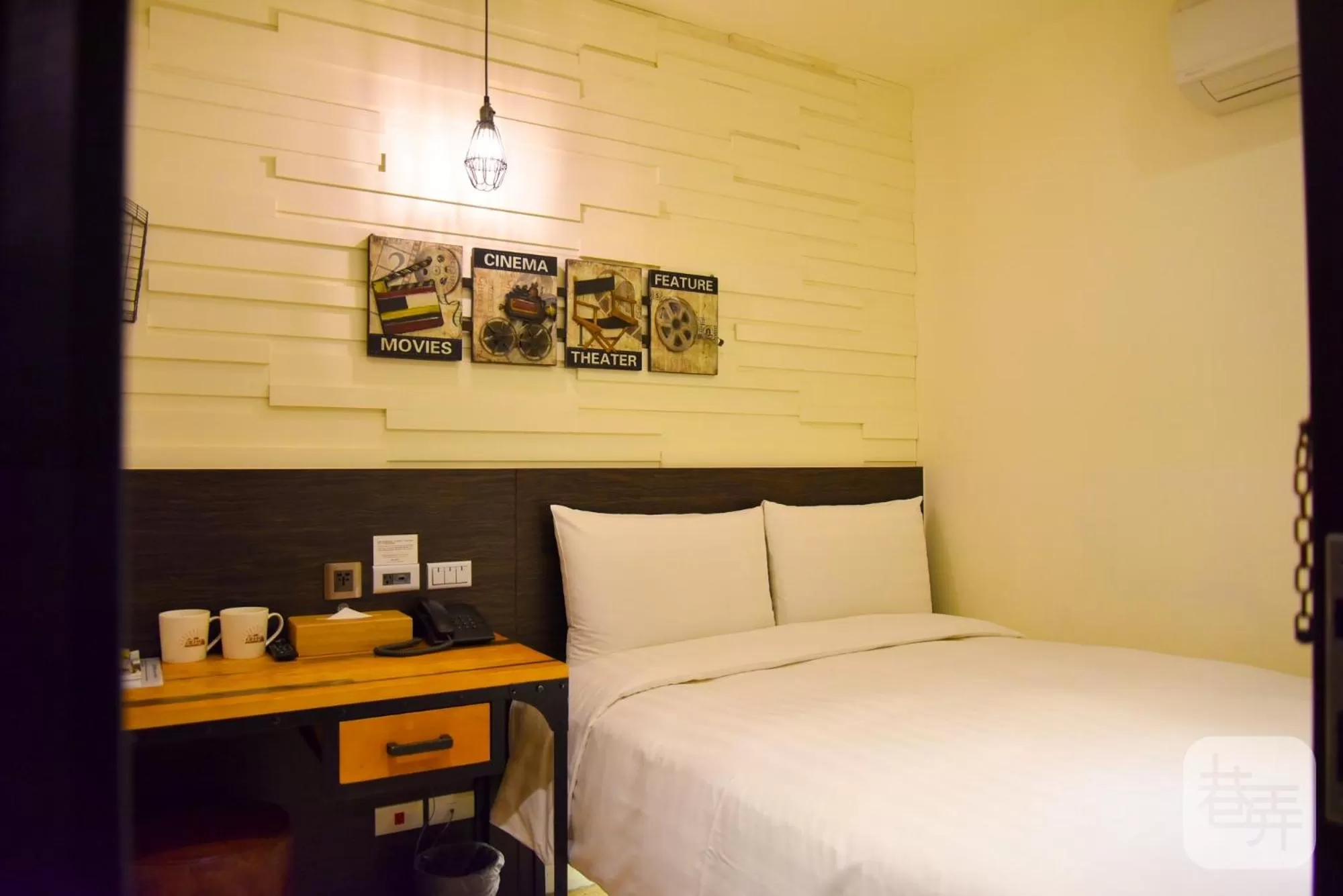 Bed in Re-Change Hotel Taipei