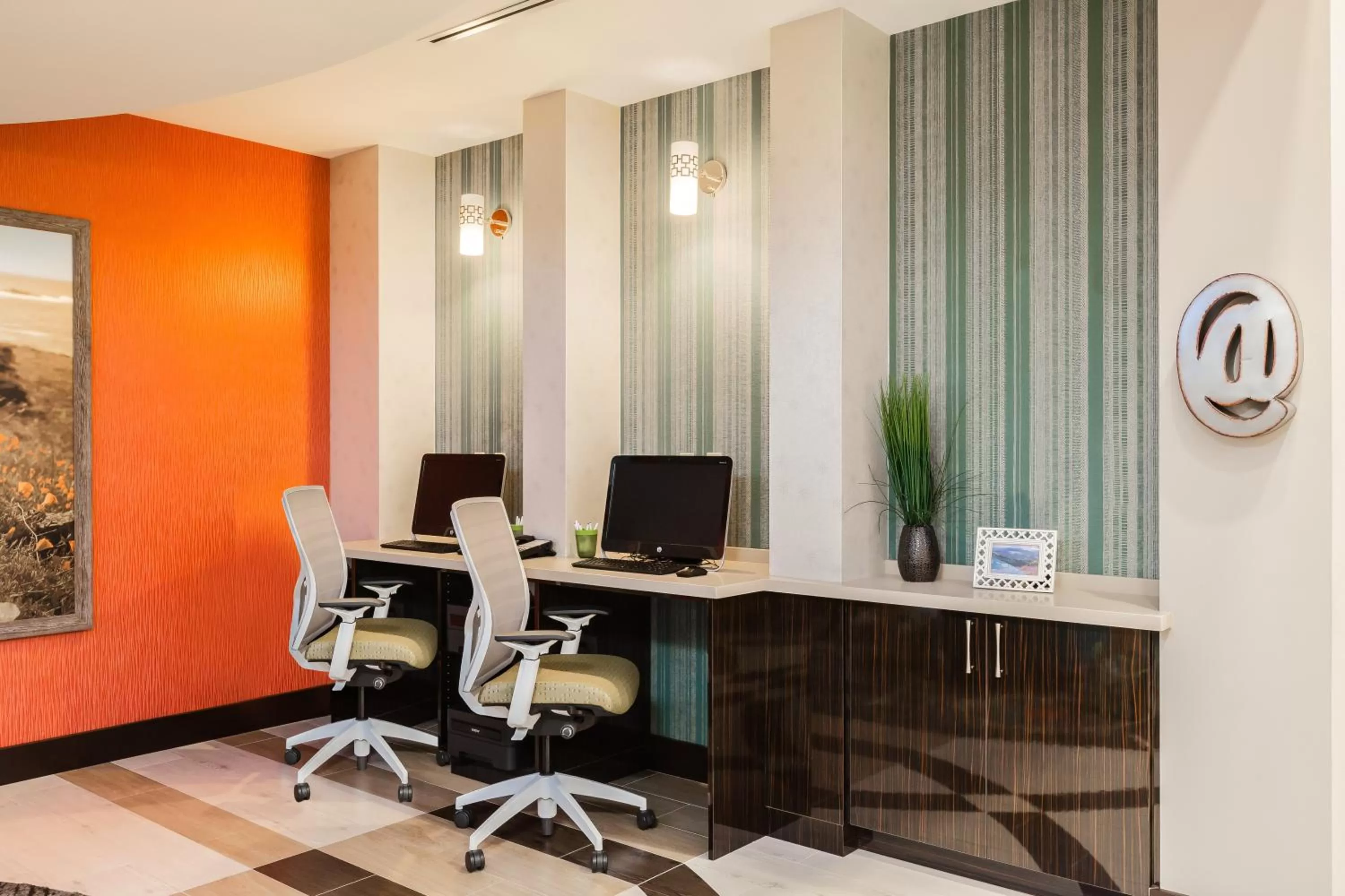 Other in Holiday Inn Express & Suites Eureka by IHG