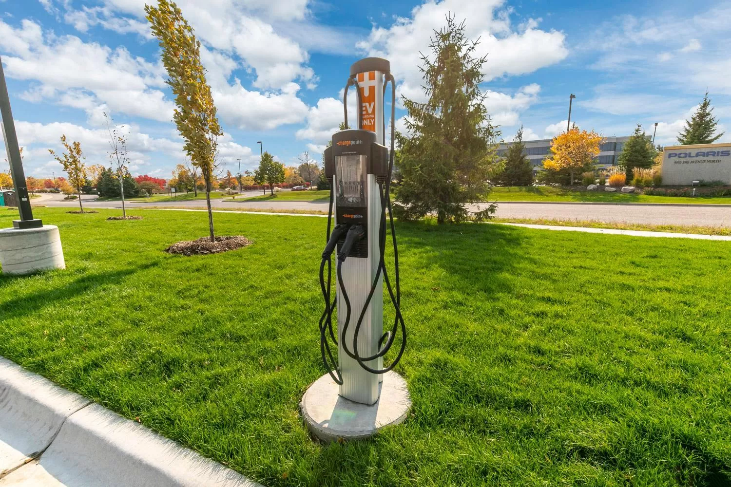 Parking in WaterWalk Extended Stay by Wyndham Minneapolis - Plymouth