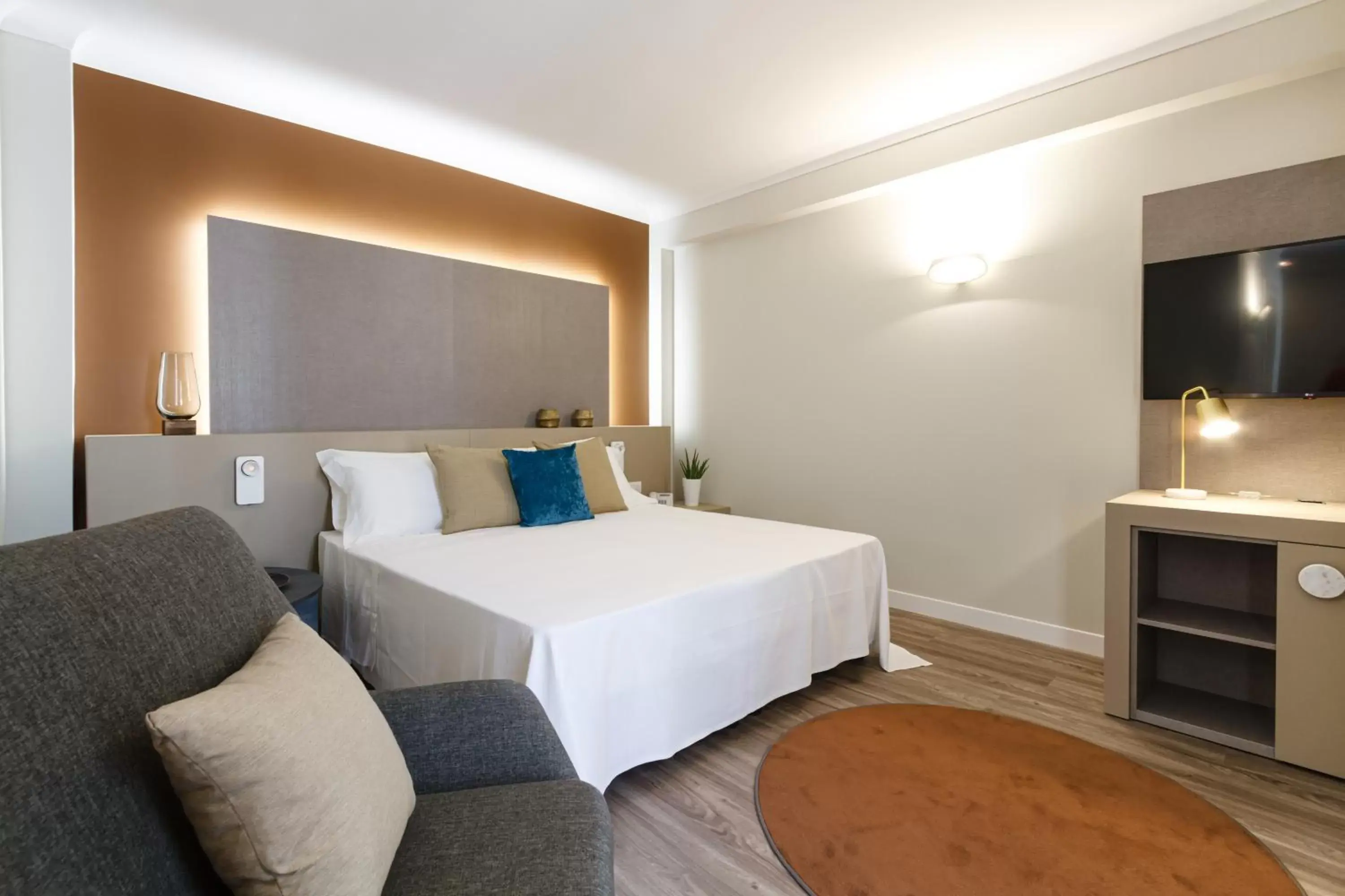 Deluxe Double or Twin Room with Balcony in Seawater Hotel Bio & Beauty Spa Deluxe Double or Twin Room with Balcony in Seawater Hotel Bio & Beauty Spa