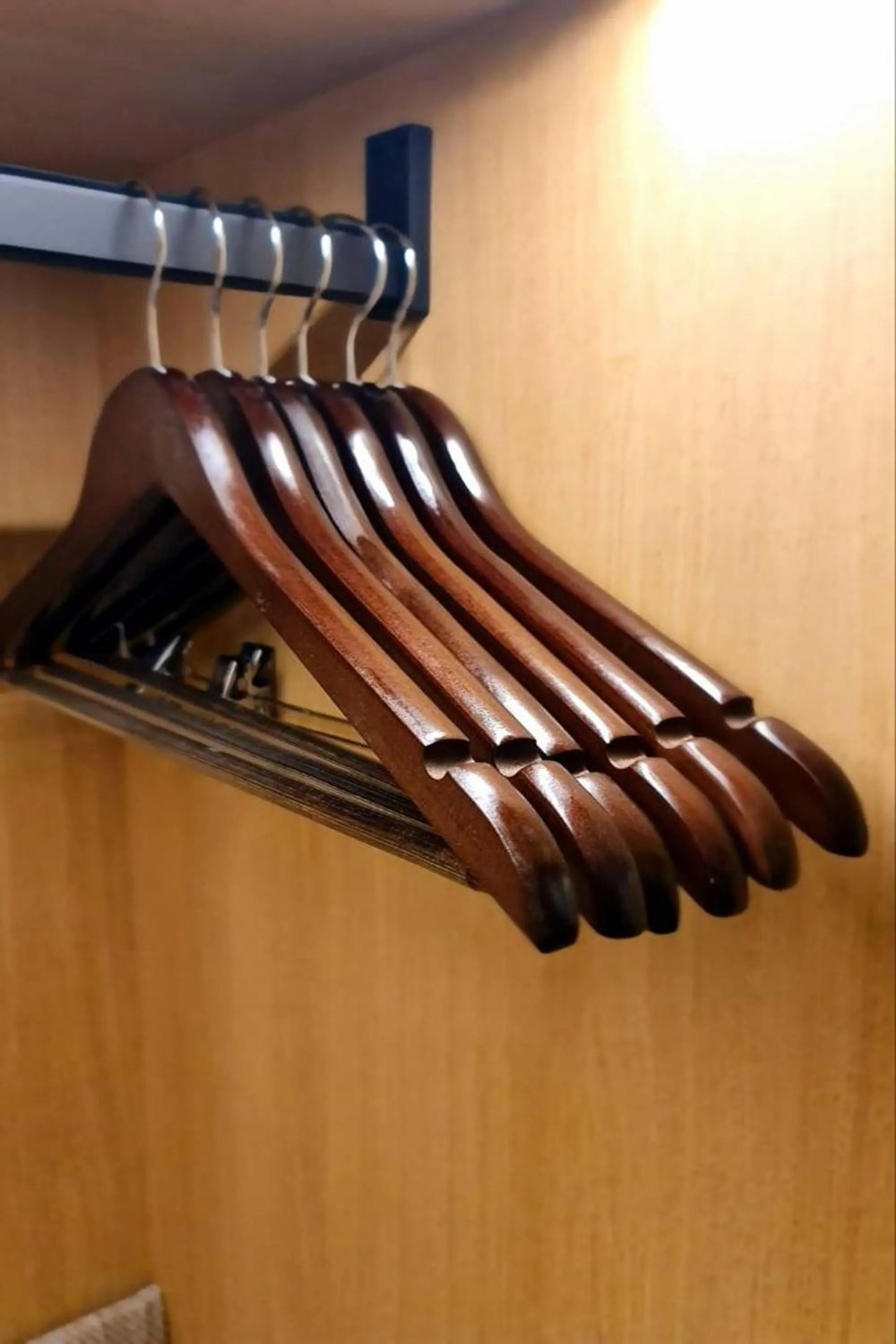 wardrobe in The SACHA Apart-Hotel Thonglor