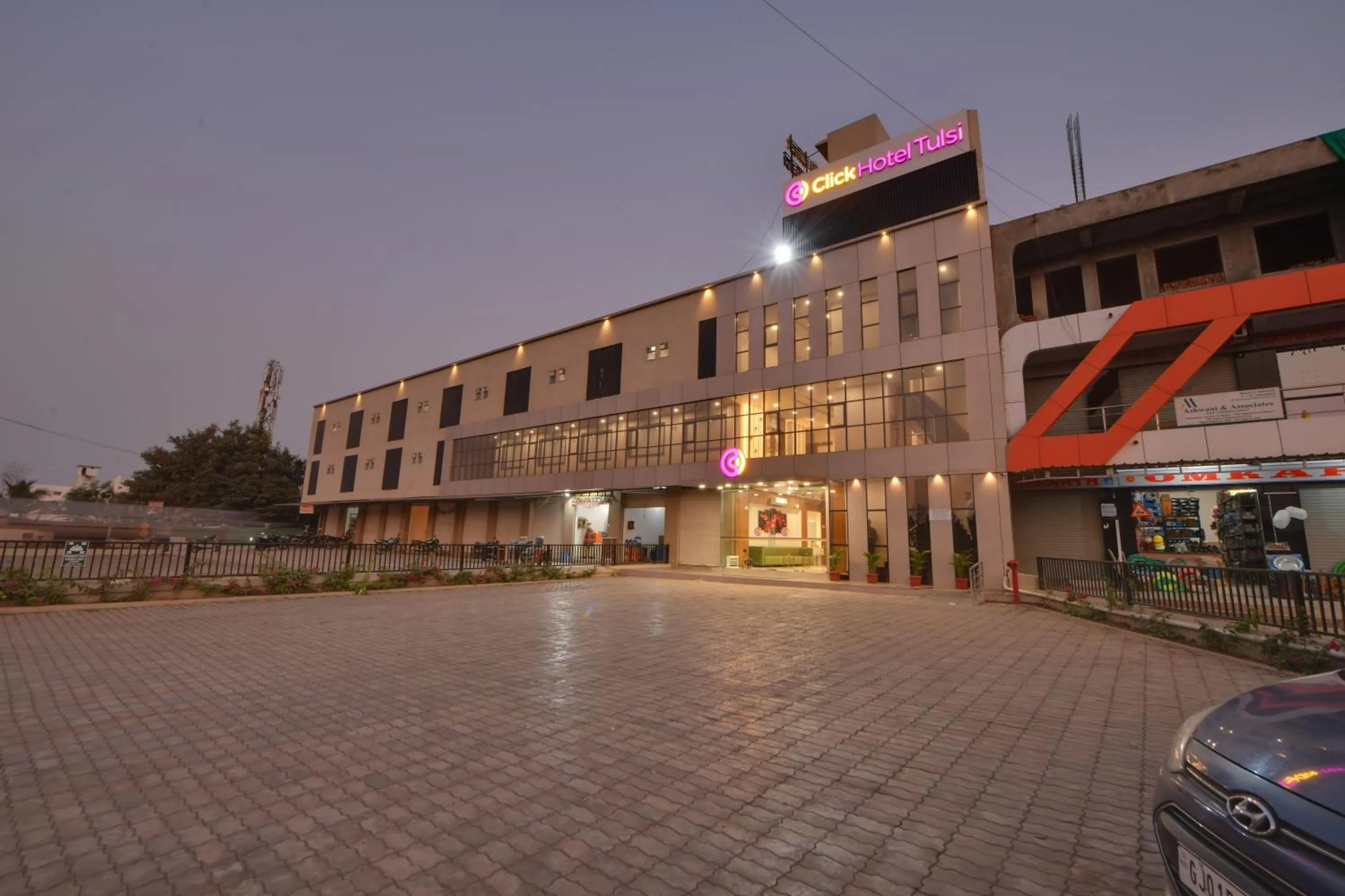 Click Hotel Tulsi Jamnagar 7 mins from Reliance Industrial Township