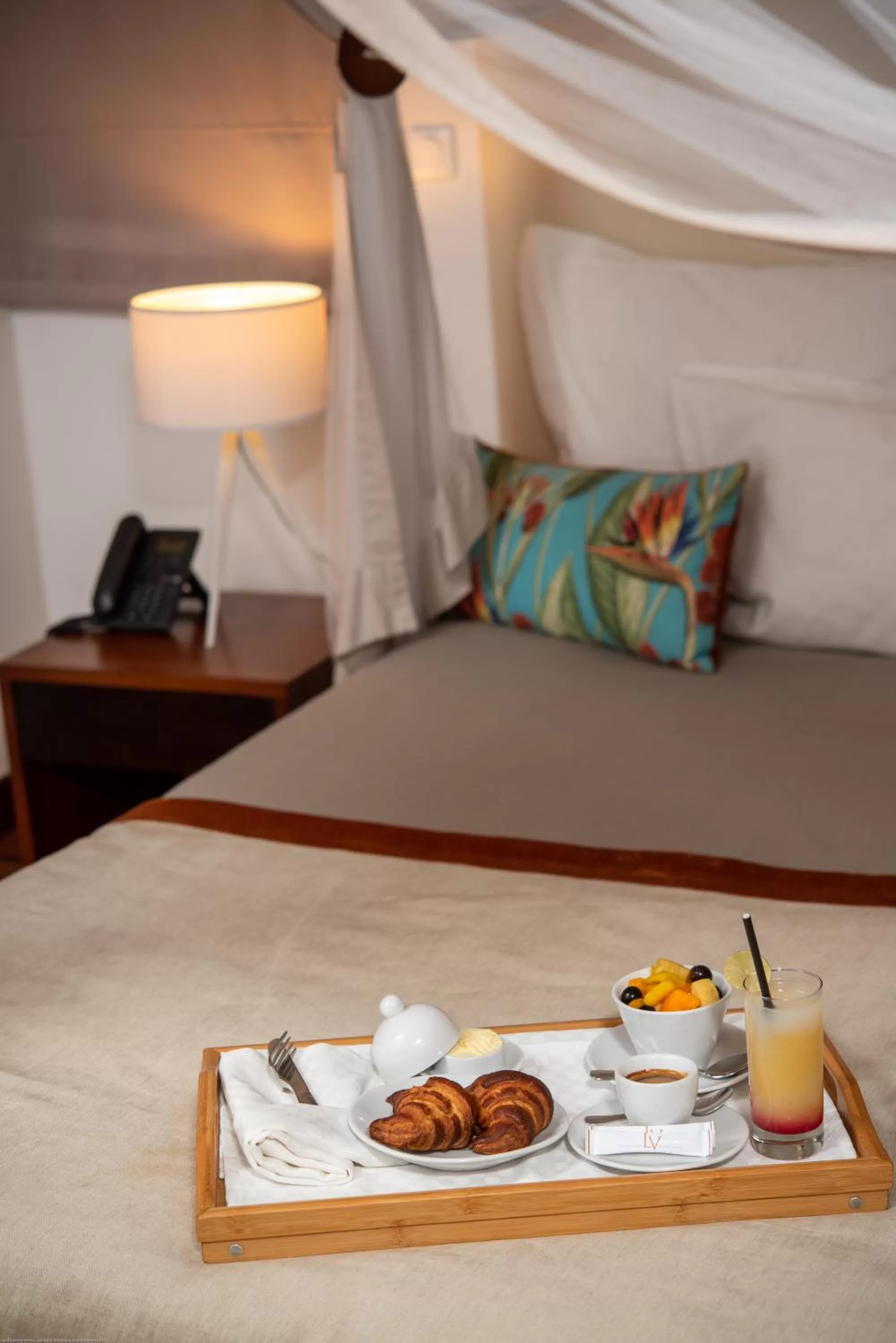 Breakfast, Bed in La Varangue