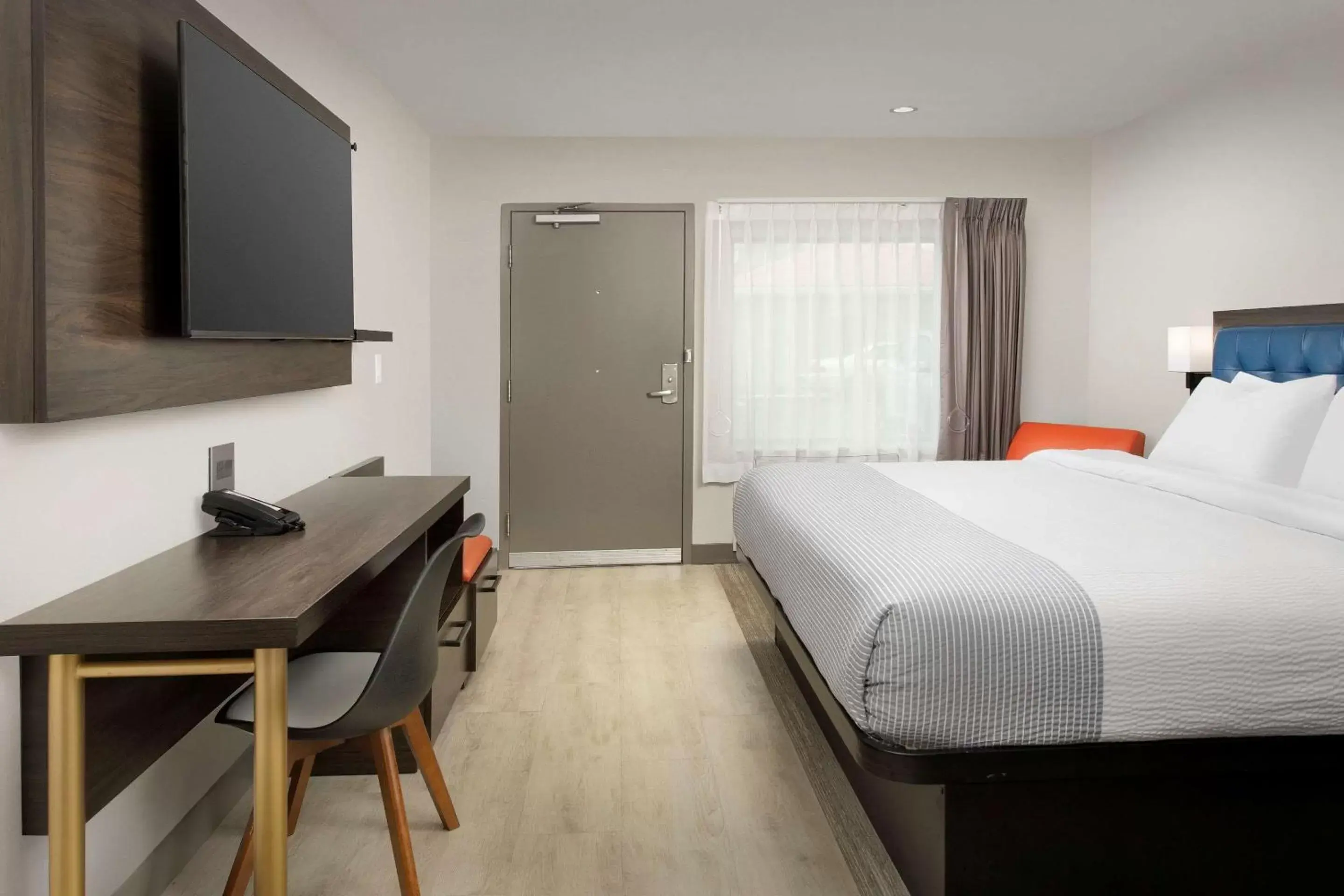 King Room - Accessible/Non-Smoking in Rodeway Inn St Augustine Historic District King Room - Accessible/Non-Smoking in Rodeway Inn St Augustine Historic District