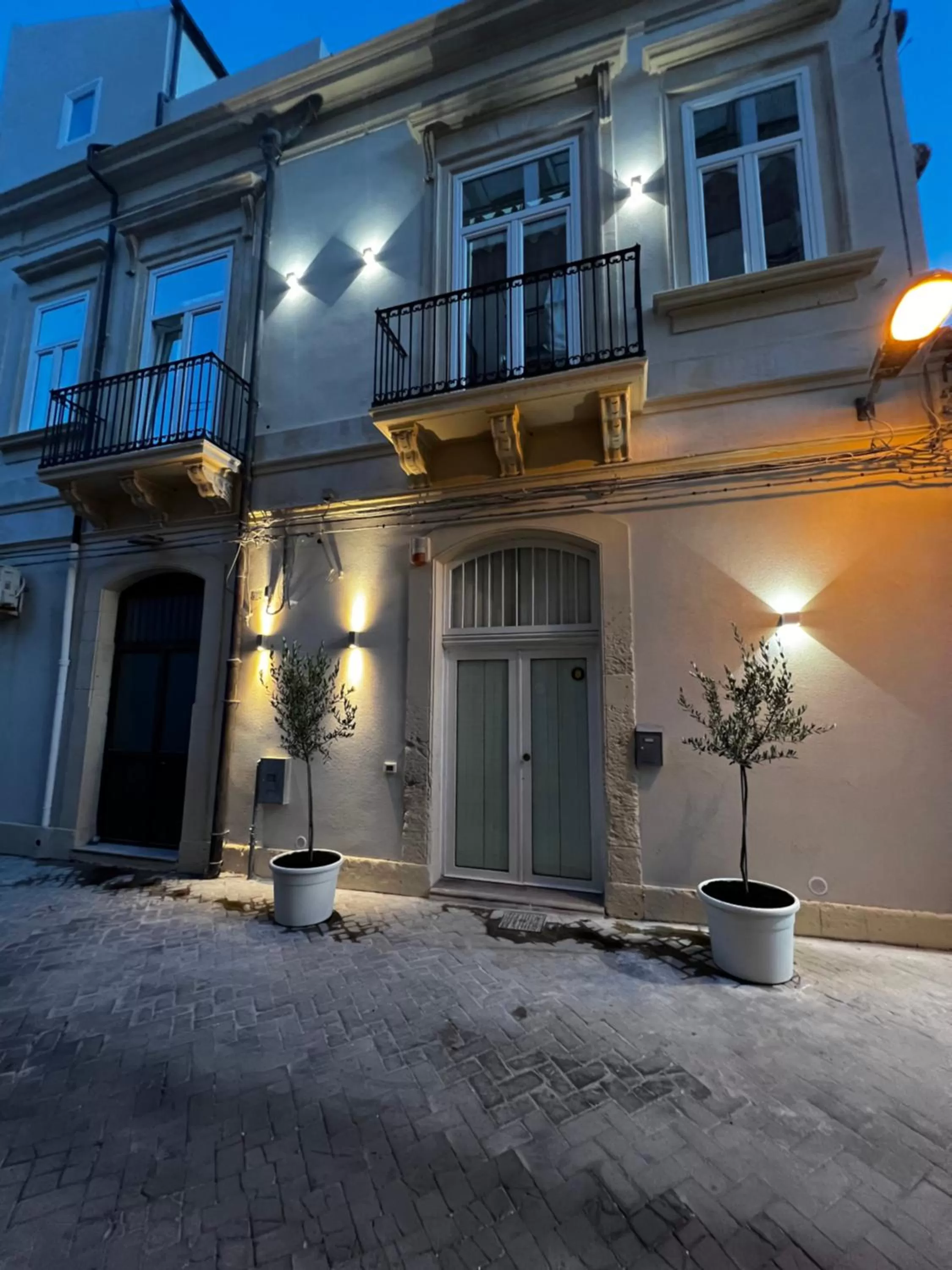 Property building in A'Storia